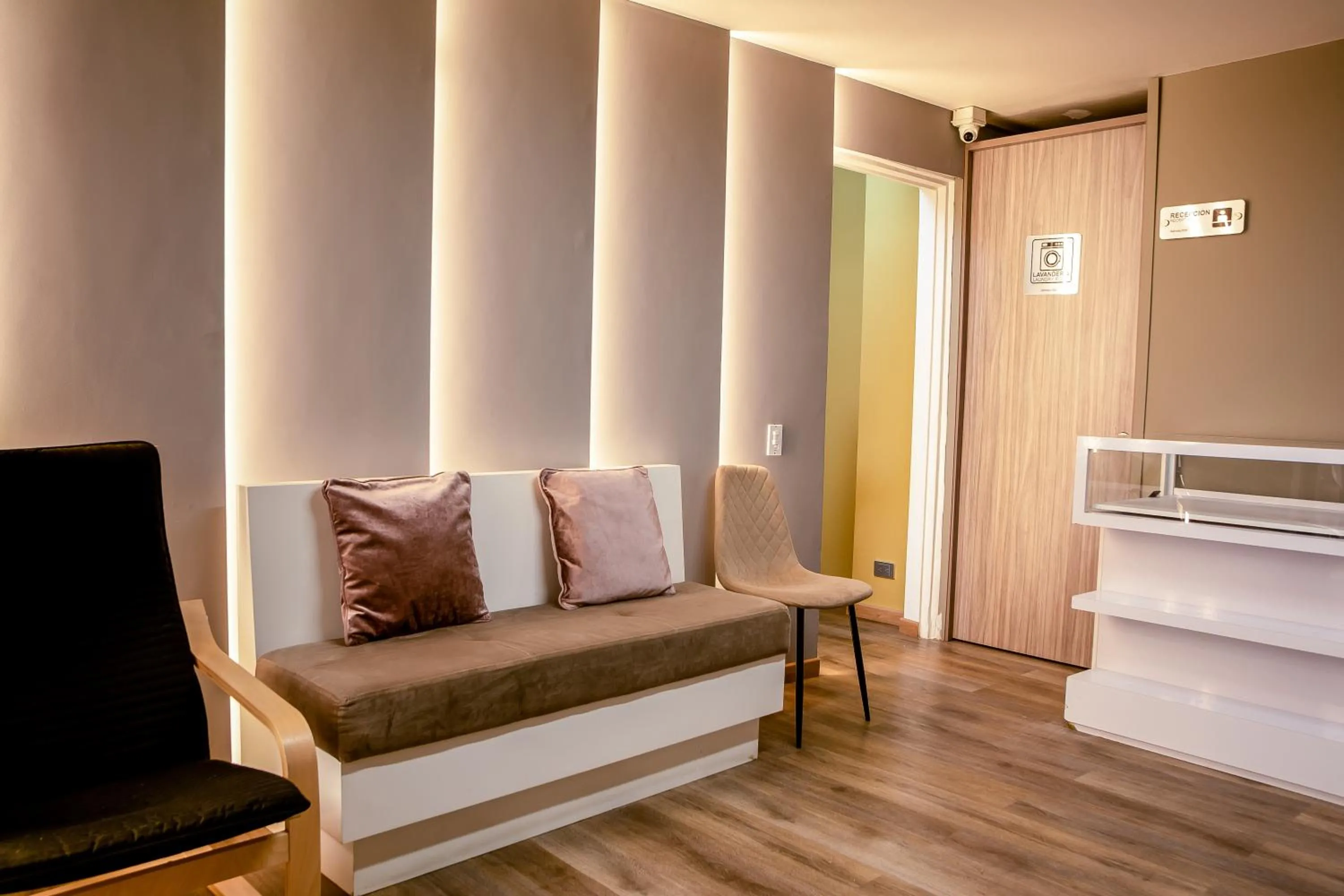 Bed in Aerosuites & SkyHub