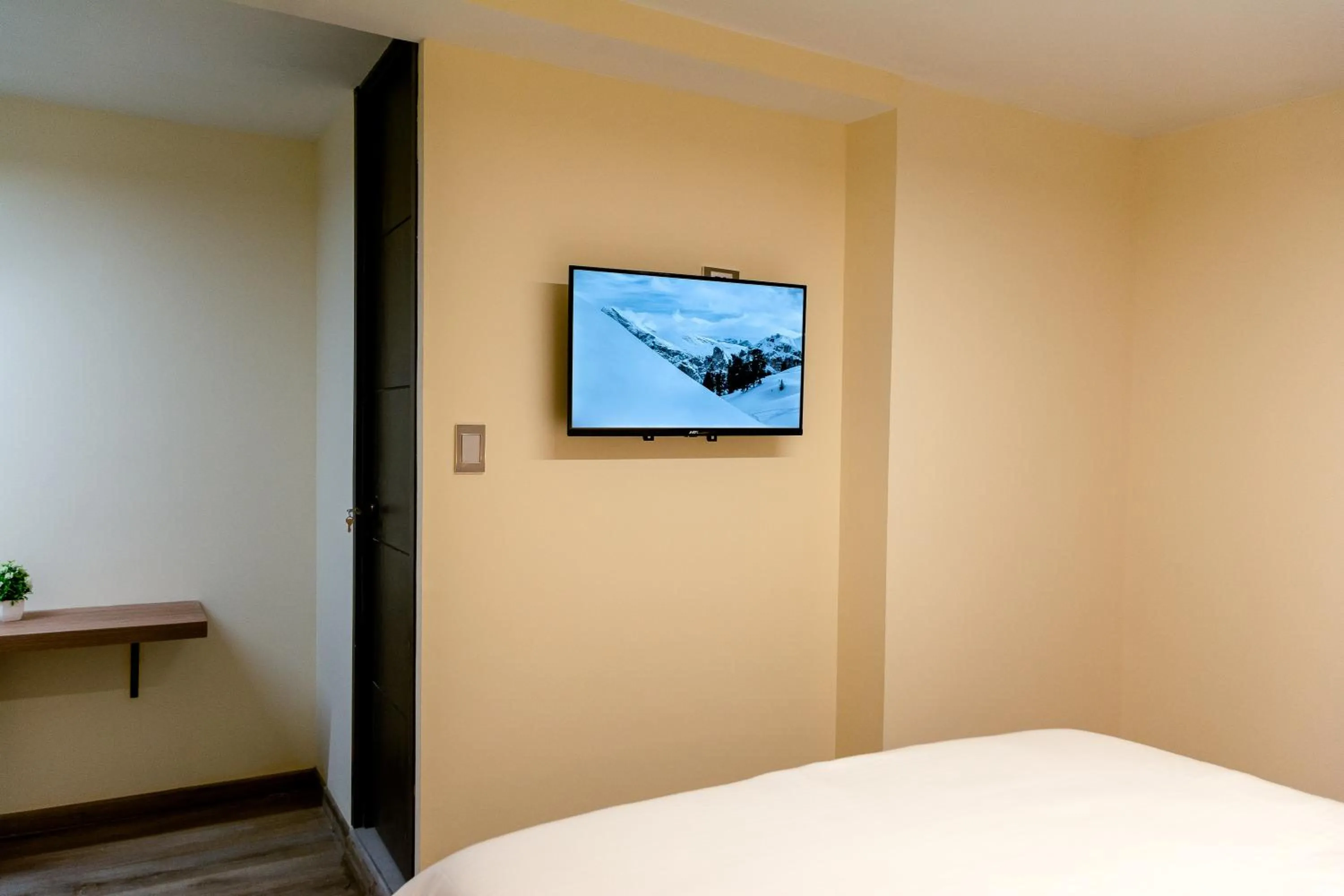 Bed in Aerosuites & SkyHub