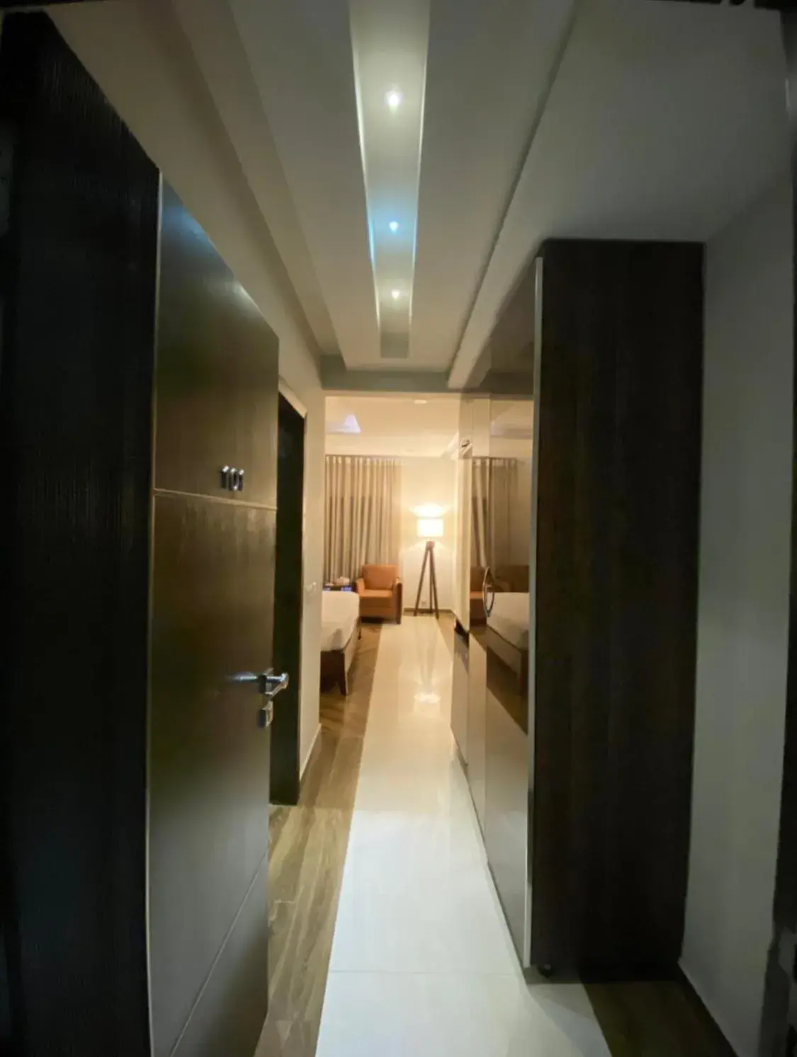 Photo of the whole room, Bed in Lahore Continental Hotel Photo of the whole room, Bed in Lahore Continental Hotel