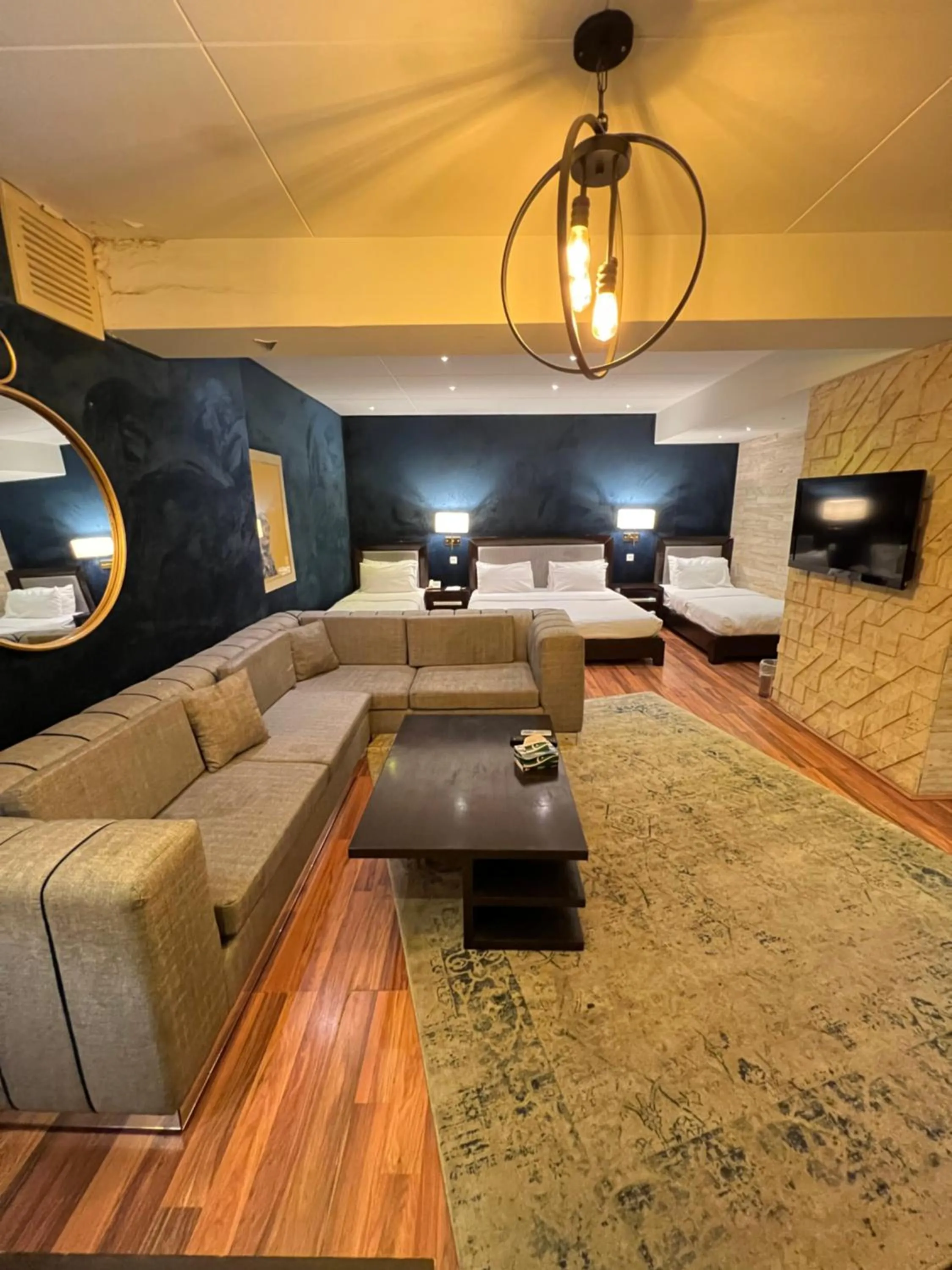 Bedroom in Lahore Continental Hotel