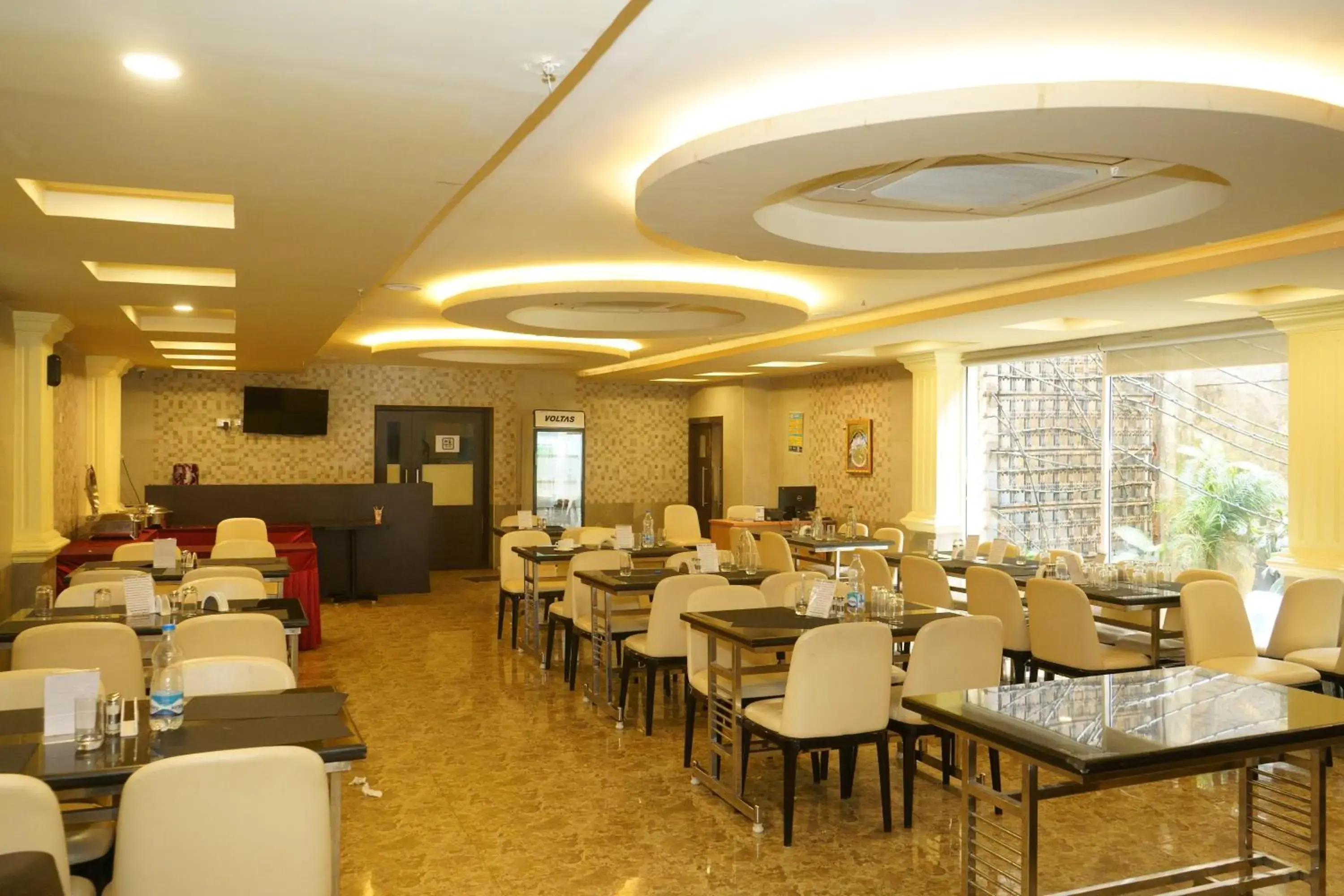 Restaurant/places to eat in GEO Hotel Restaurant/places to eat in GEO Hotel