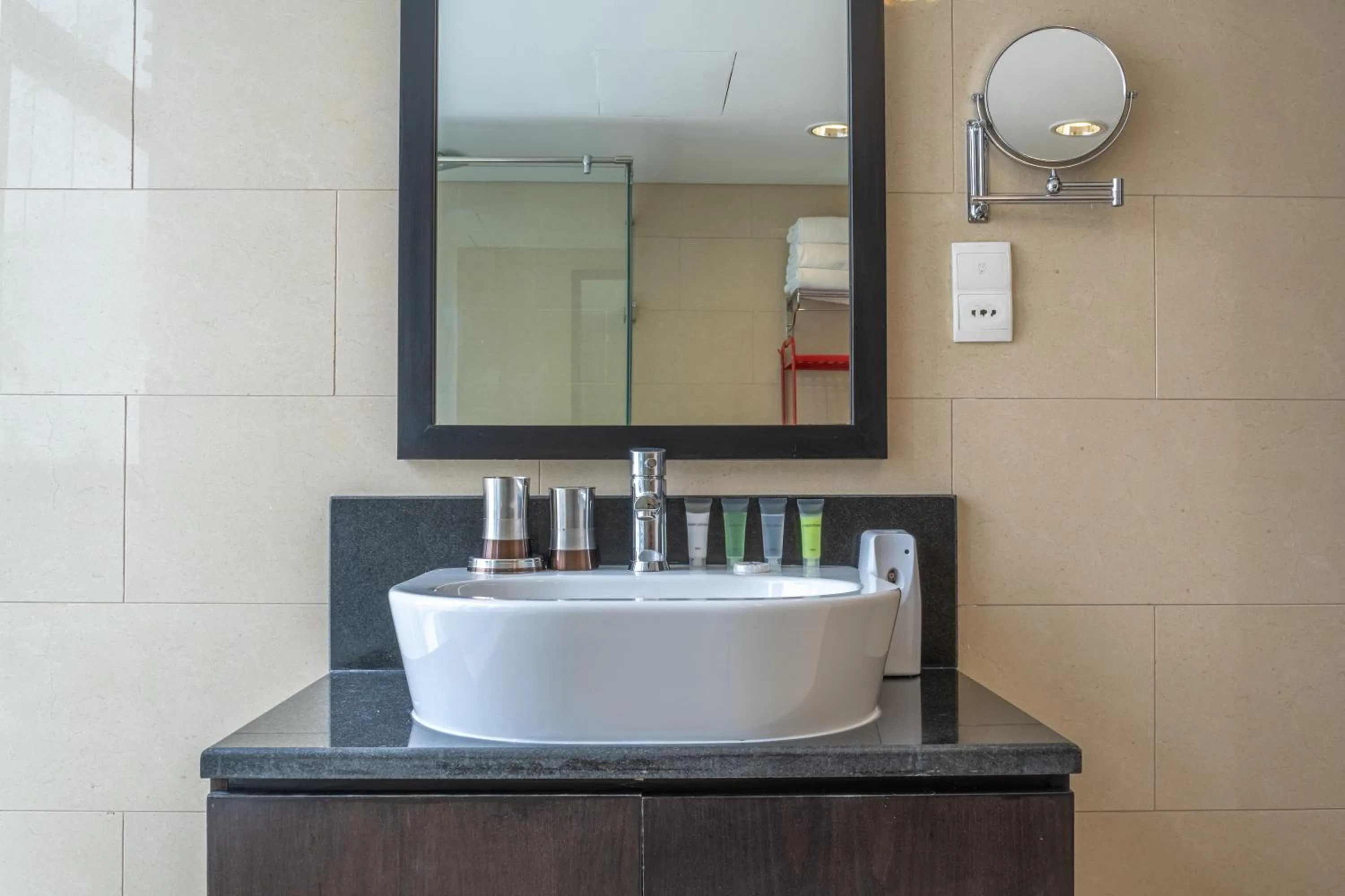 Bathroom in Paradise of the Mind by Lagom