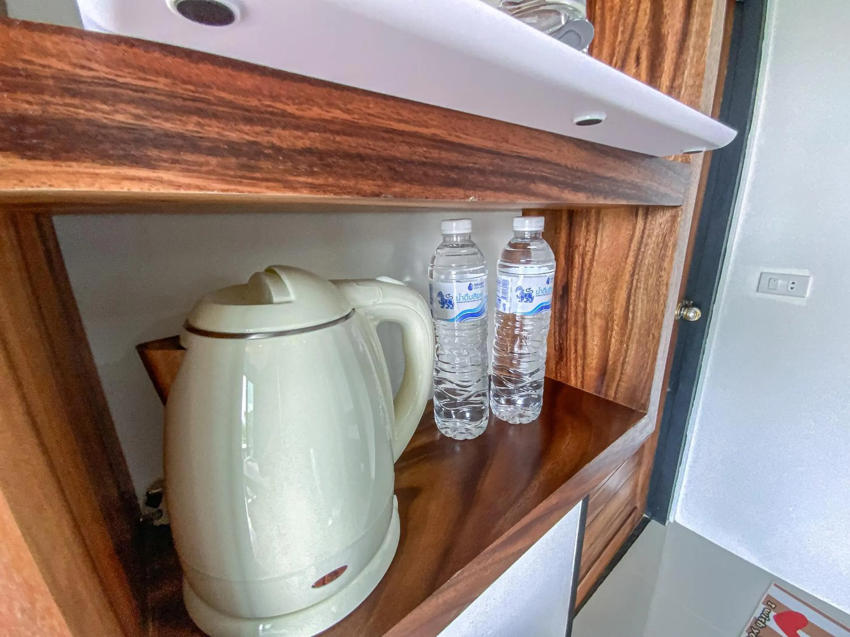 Drinks in Samet Nangshe Goodview