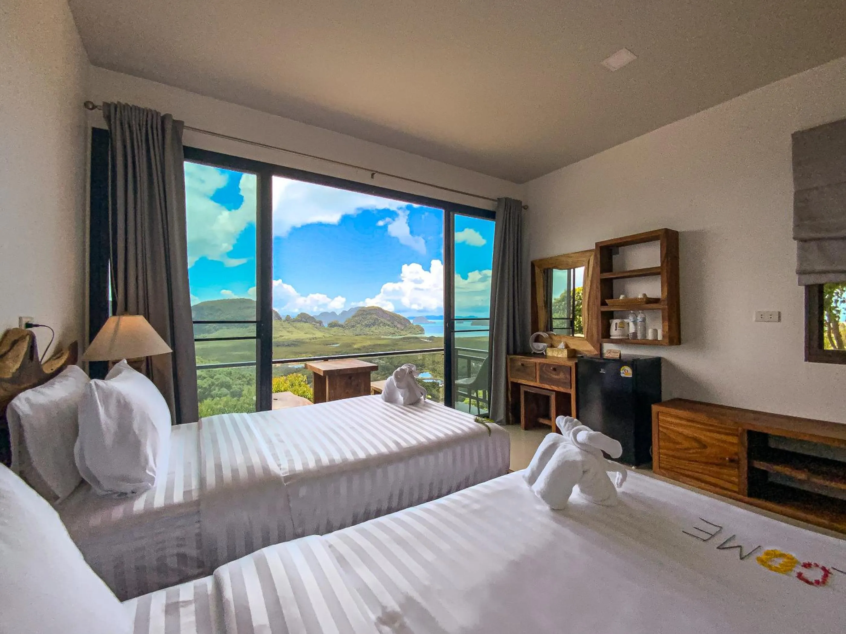 Bed in Samet Nangshe Goodview