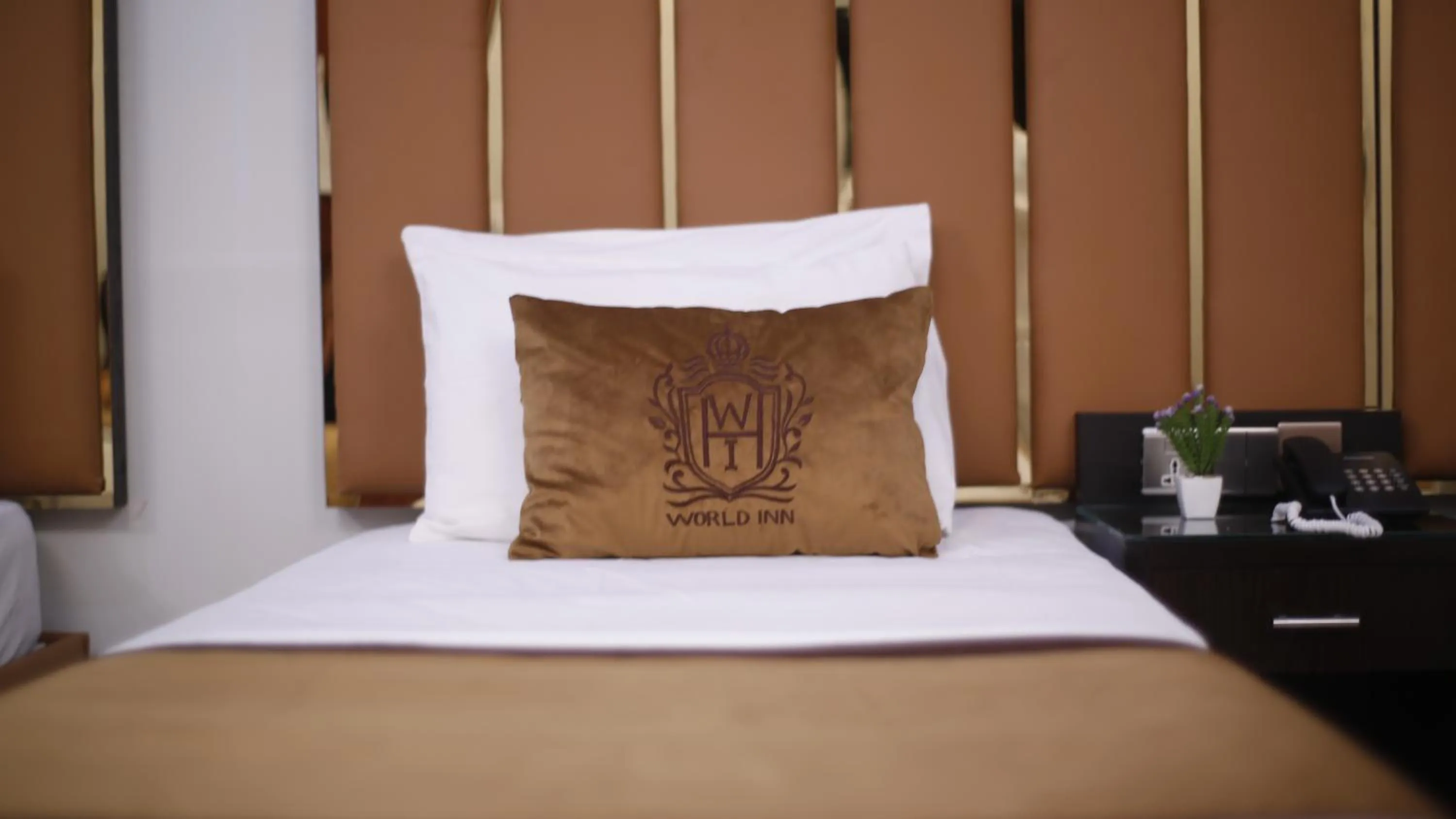 Bed in Four Squares by WI Hotel