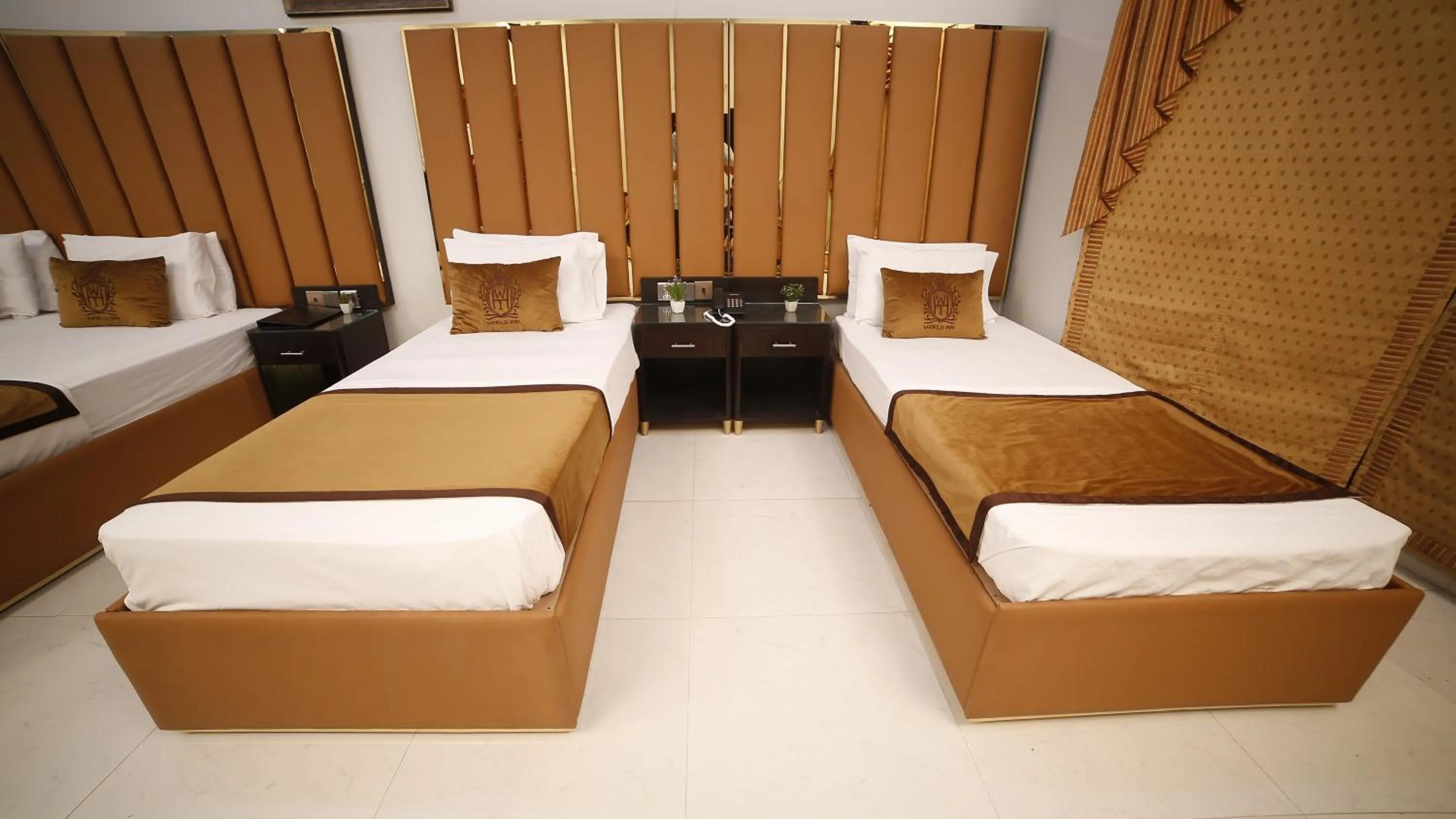 Bed in Four Squares by WI Hotel