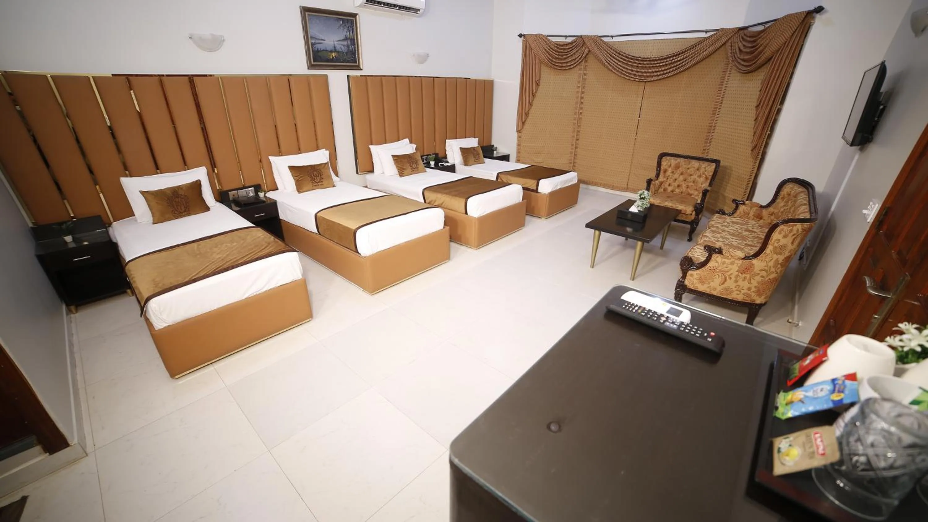 Four Squares by WI Hotel