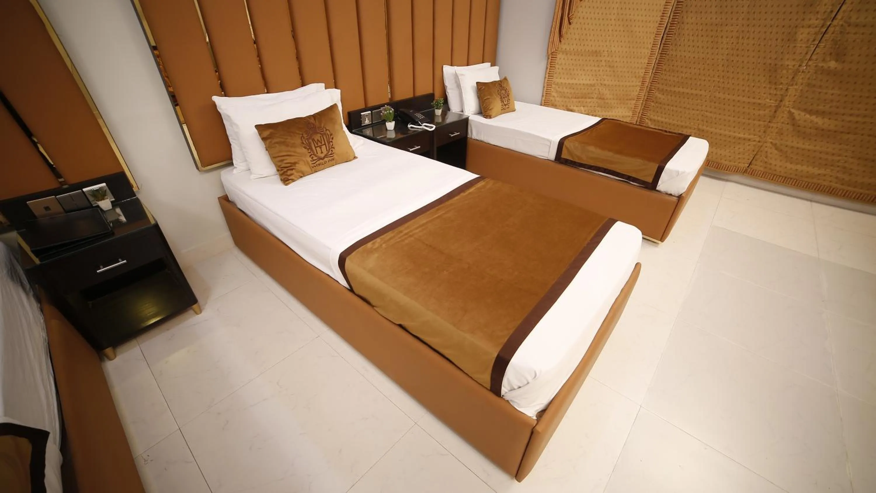 Bed in Four Squares by WI Hotel