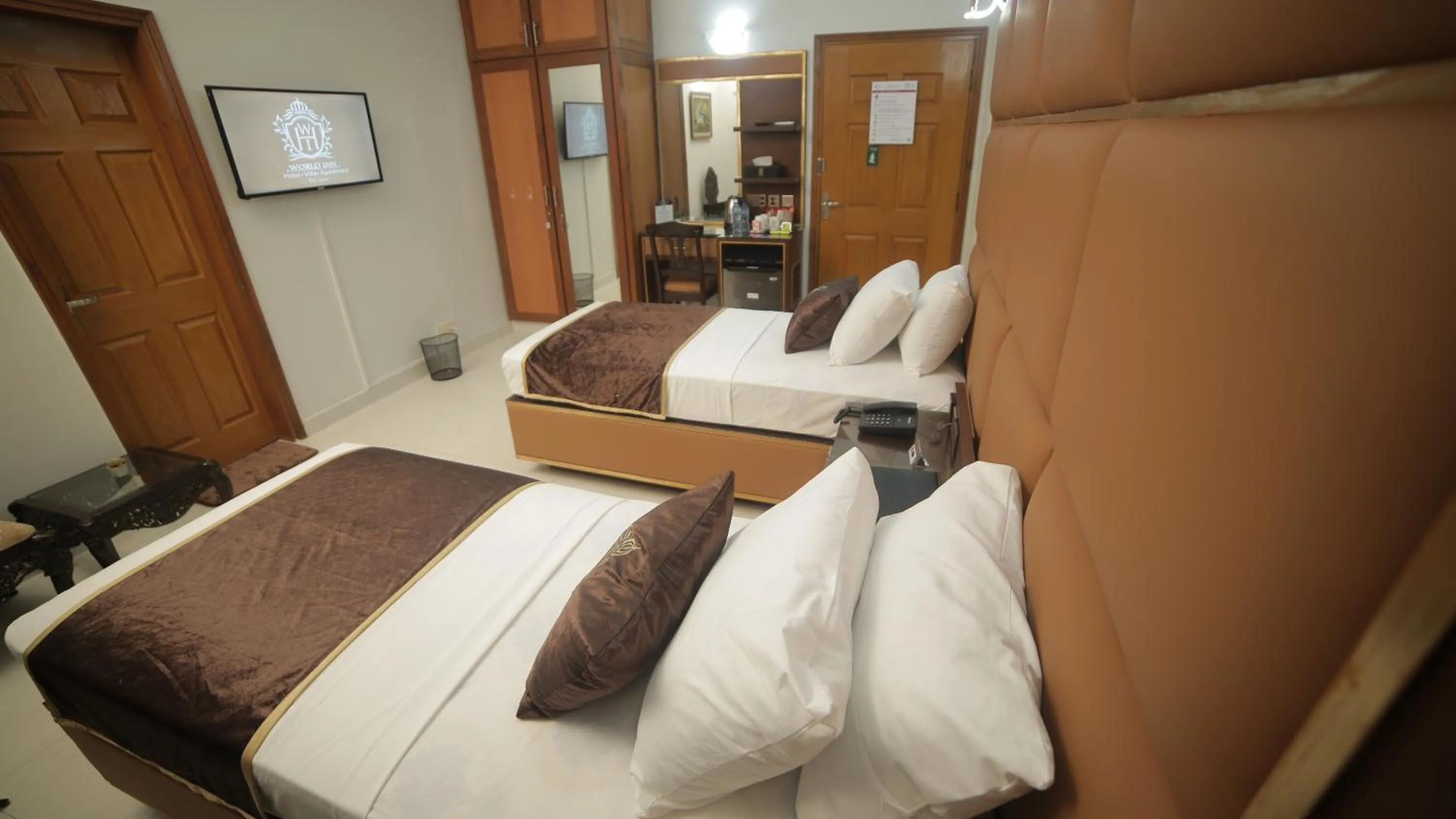 Bed in Four Squares by WI Hotel