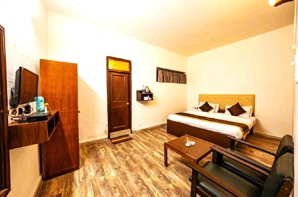 Bed in Langadle Manor