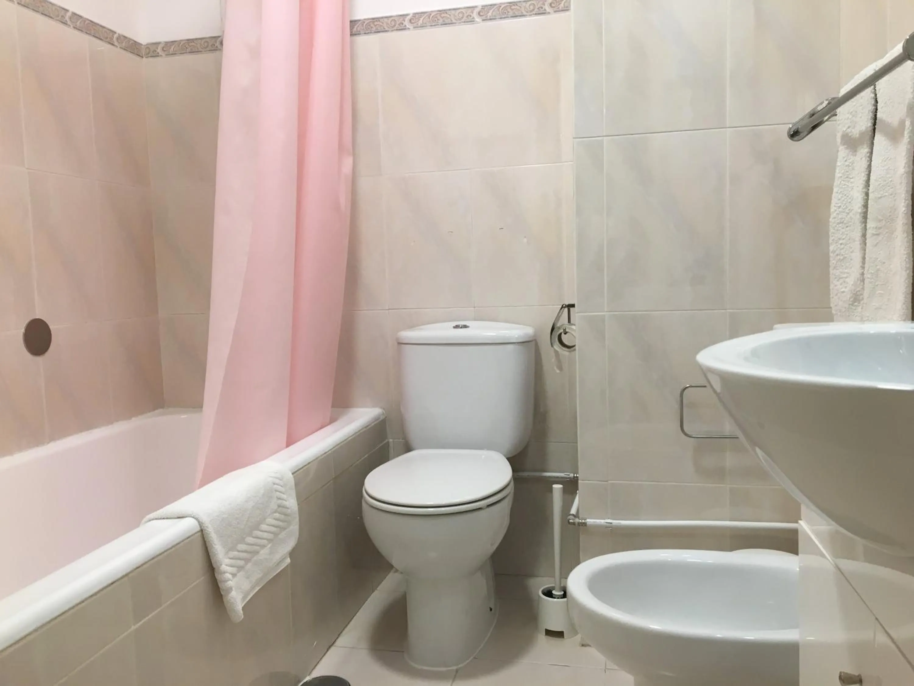 Toilet in Discovery Apartment Expo - Aeroporto