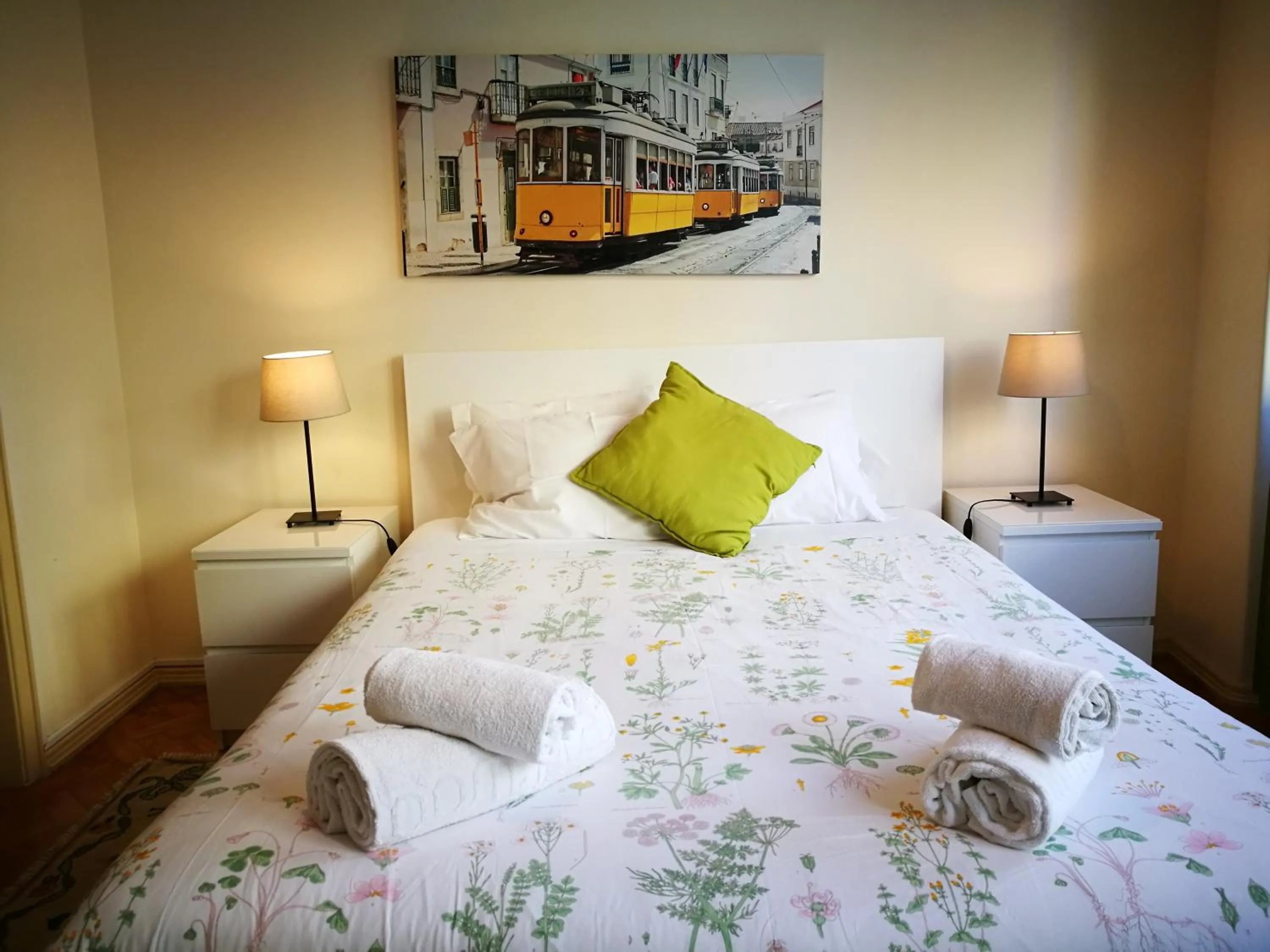 Bedroom, Bed in Discovery Apartment Expo - Aeroporto