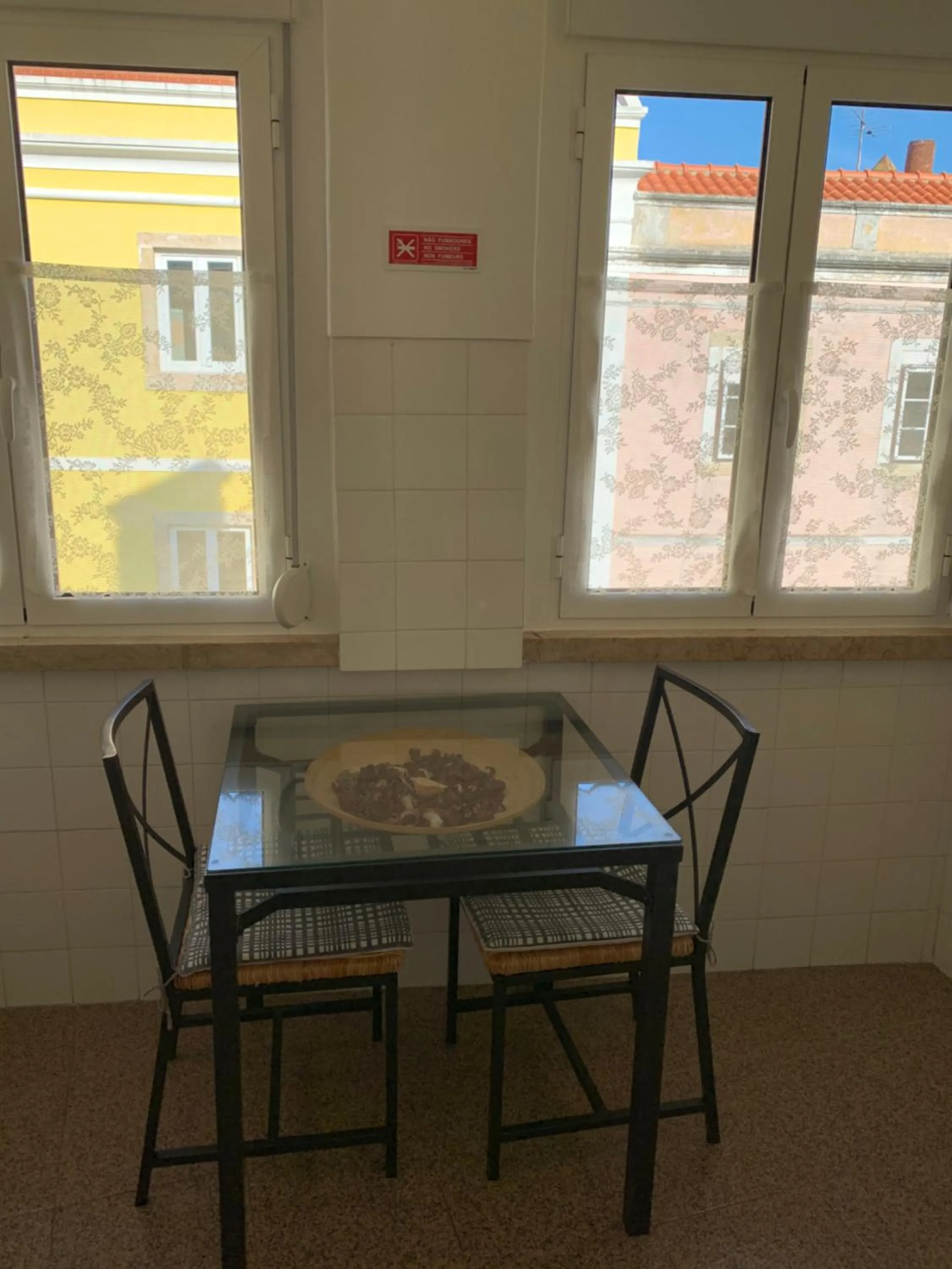 Dining area in Discovery Apartment Expo - Aeroporto