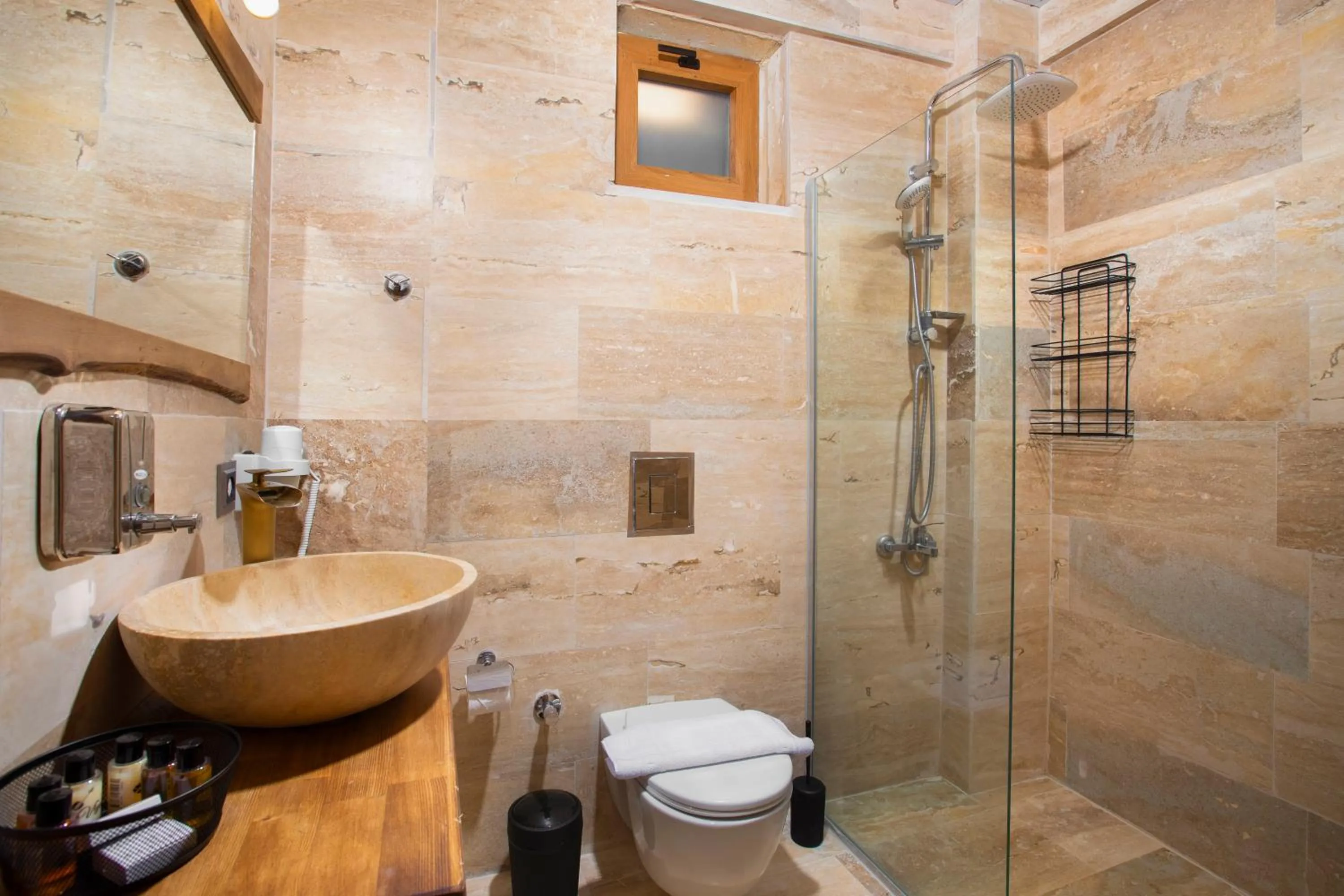 Shower in Cappadocia Fiesta Stone House