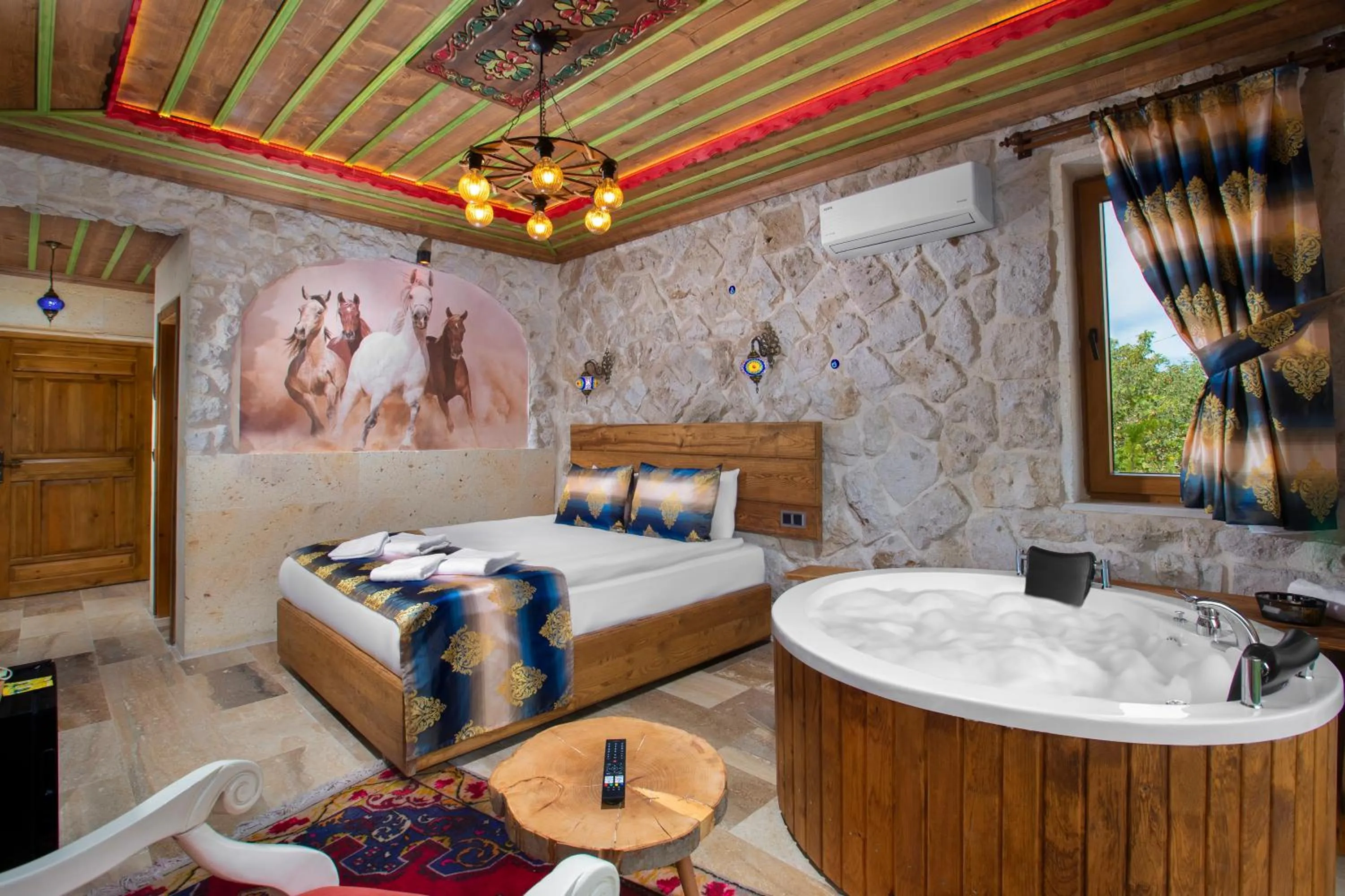 Bed in Cappadocia Fiesta Stone House