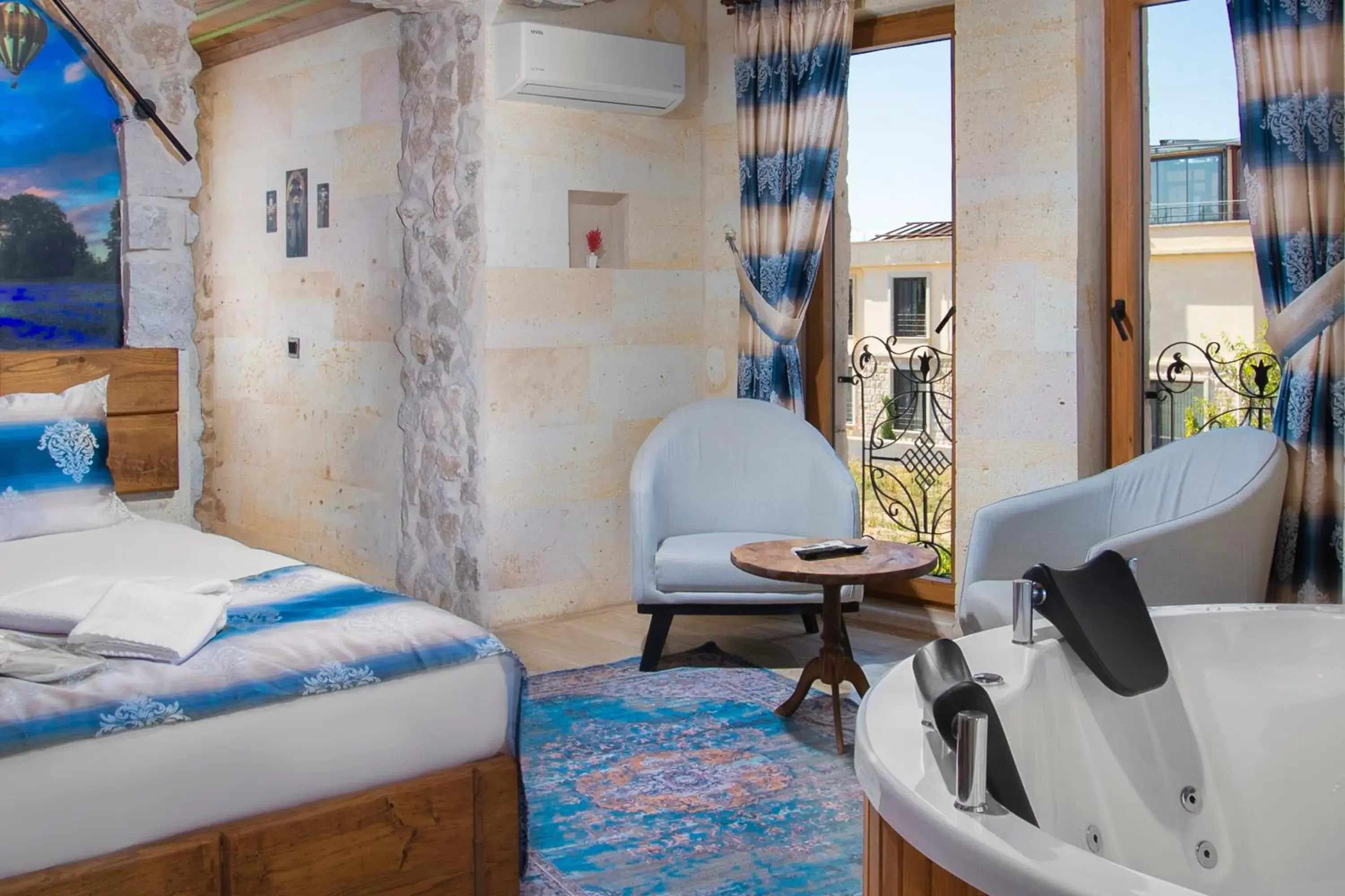 Bed in Cappadocia Fiesta Stone House Bed in Cappadocia Fiesta Stone House