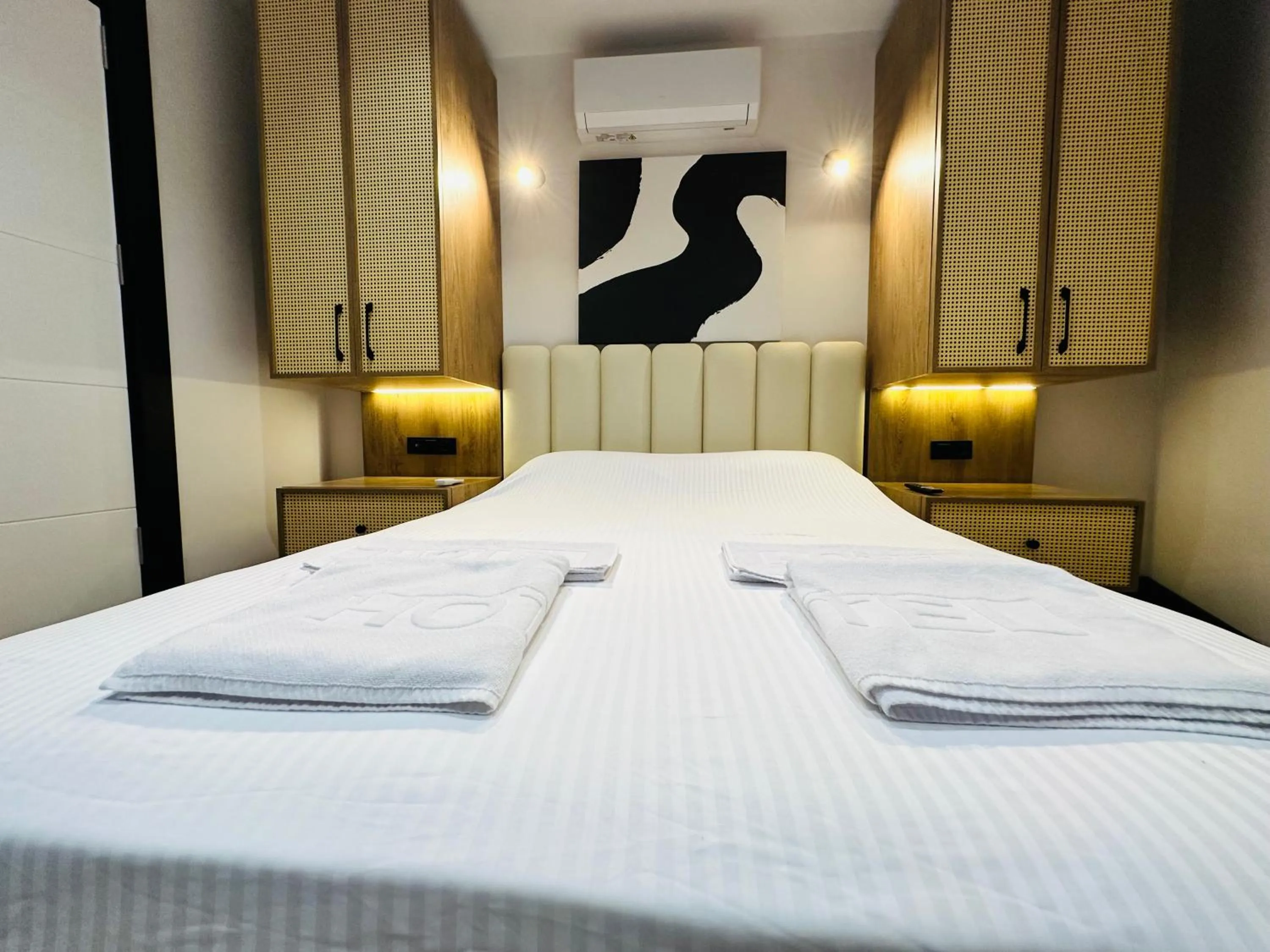 Bed in Rose Point Residence