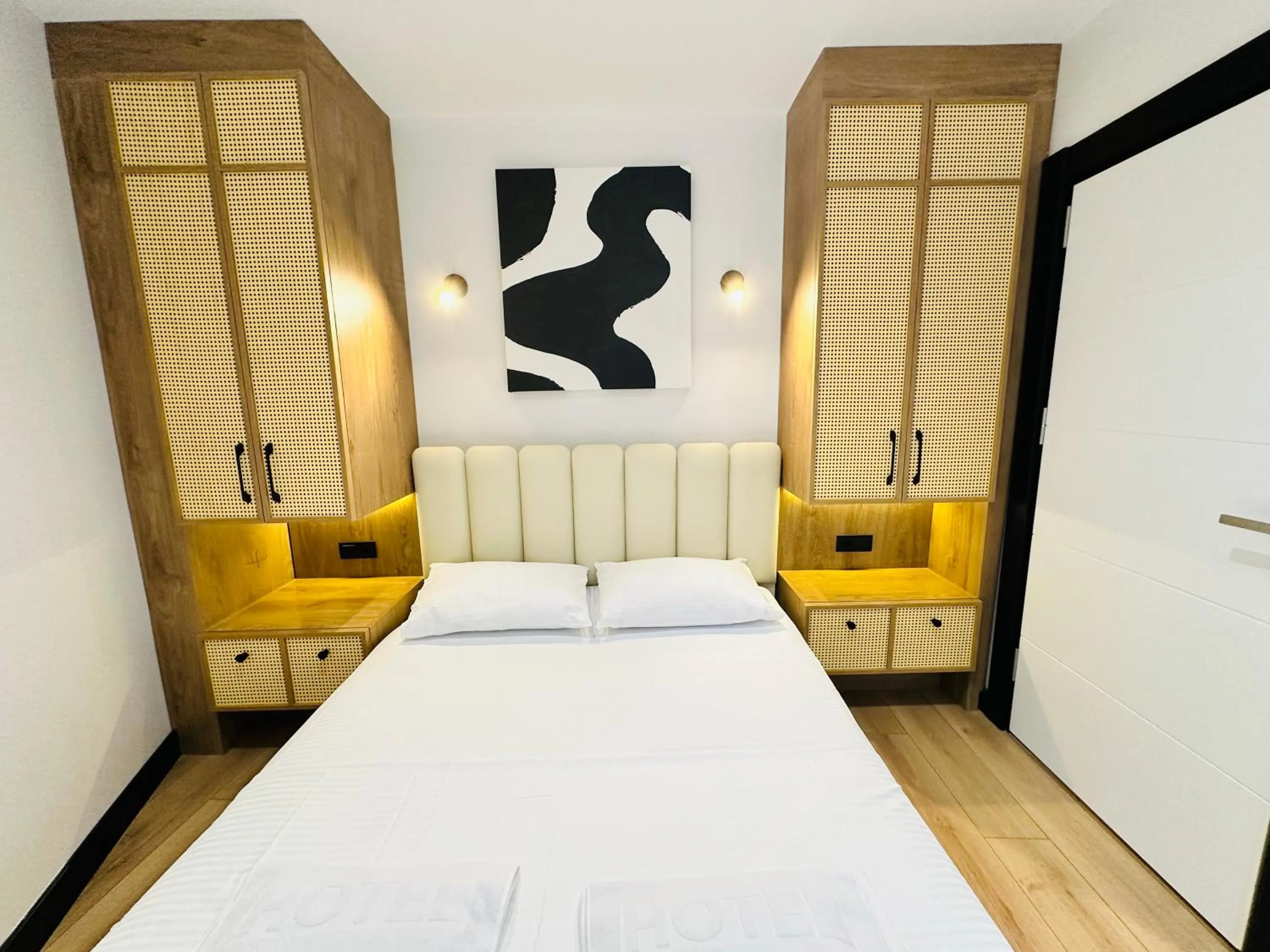 Bed in Rose Point Residence