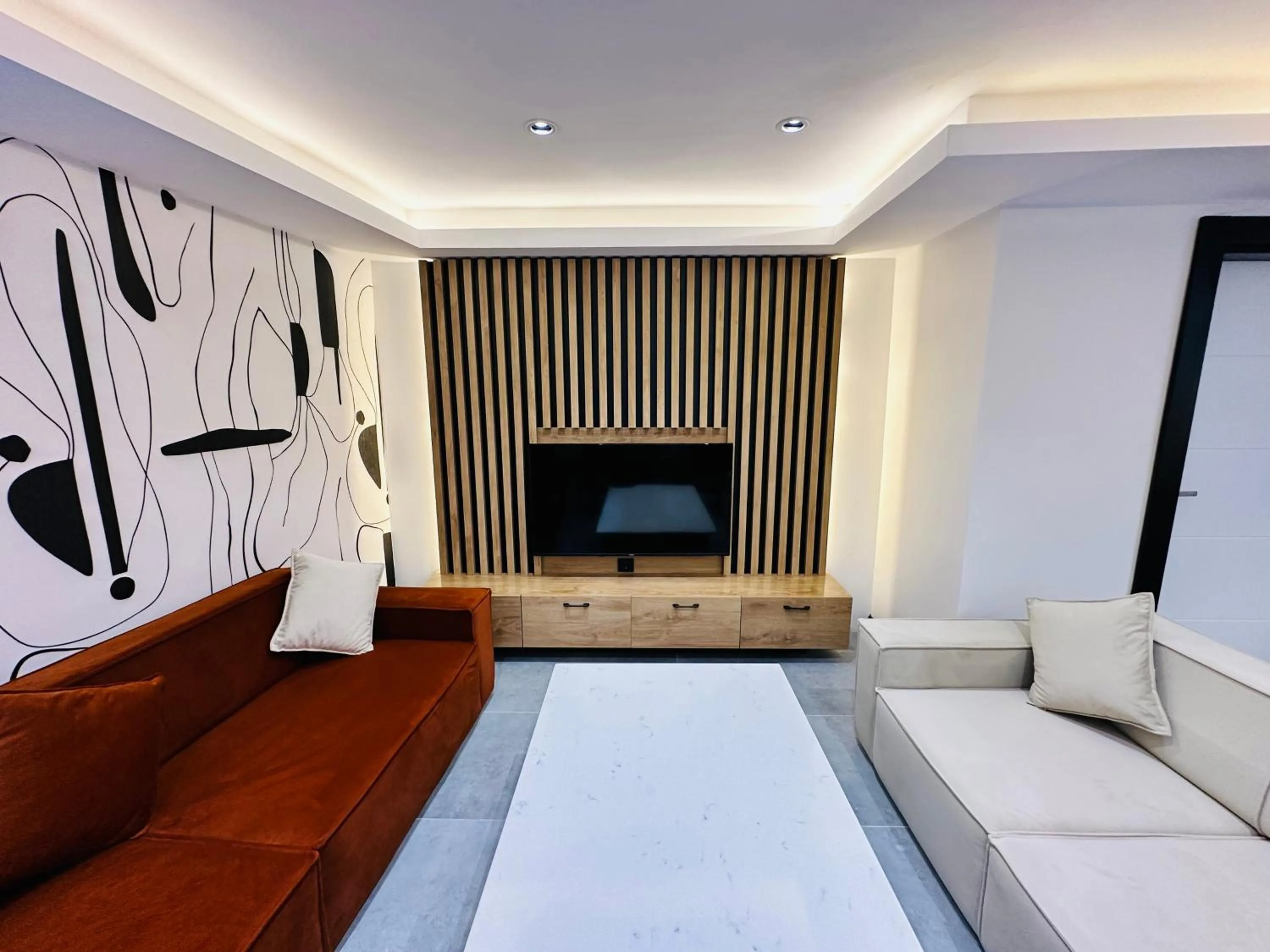 Property building, Bed in Rose Point Residence