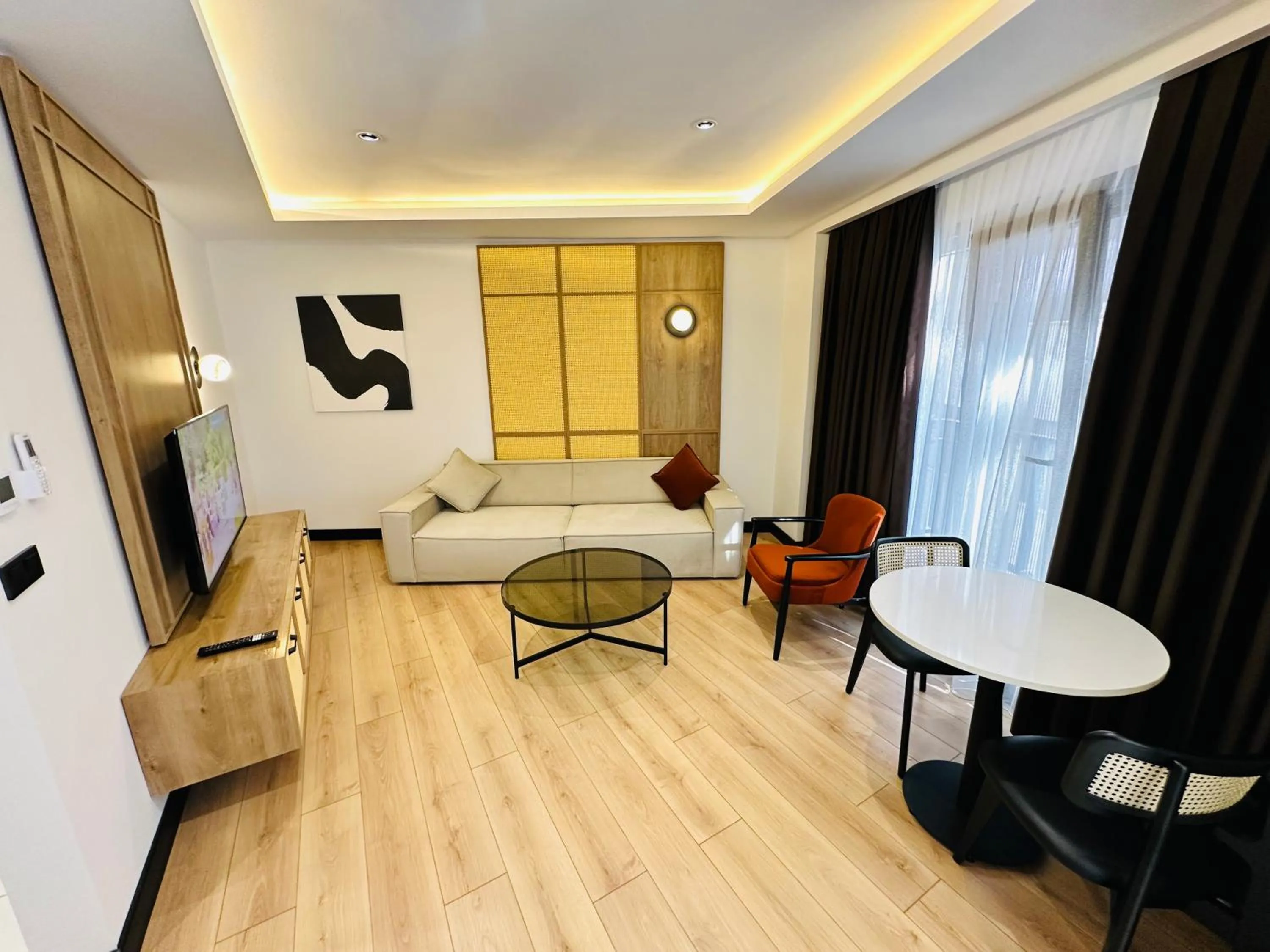 TV and multimedia in Rose Point Residence