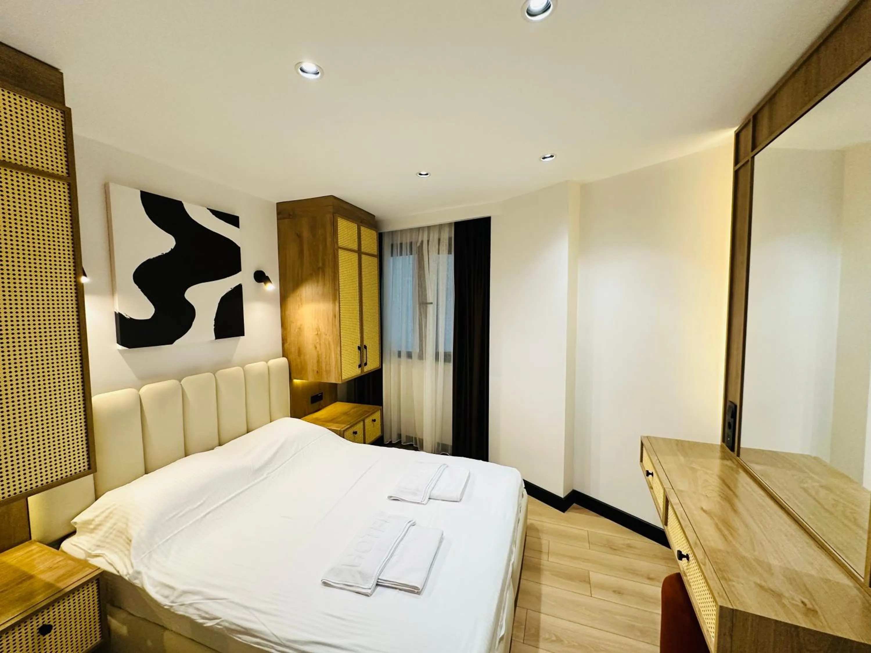 Bed in Rose Point Residence