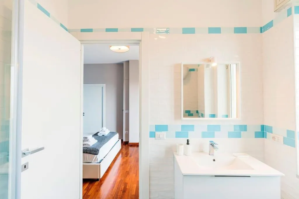 Bathroom in La casa di Giorgio apartment