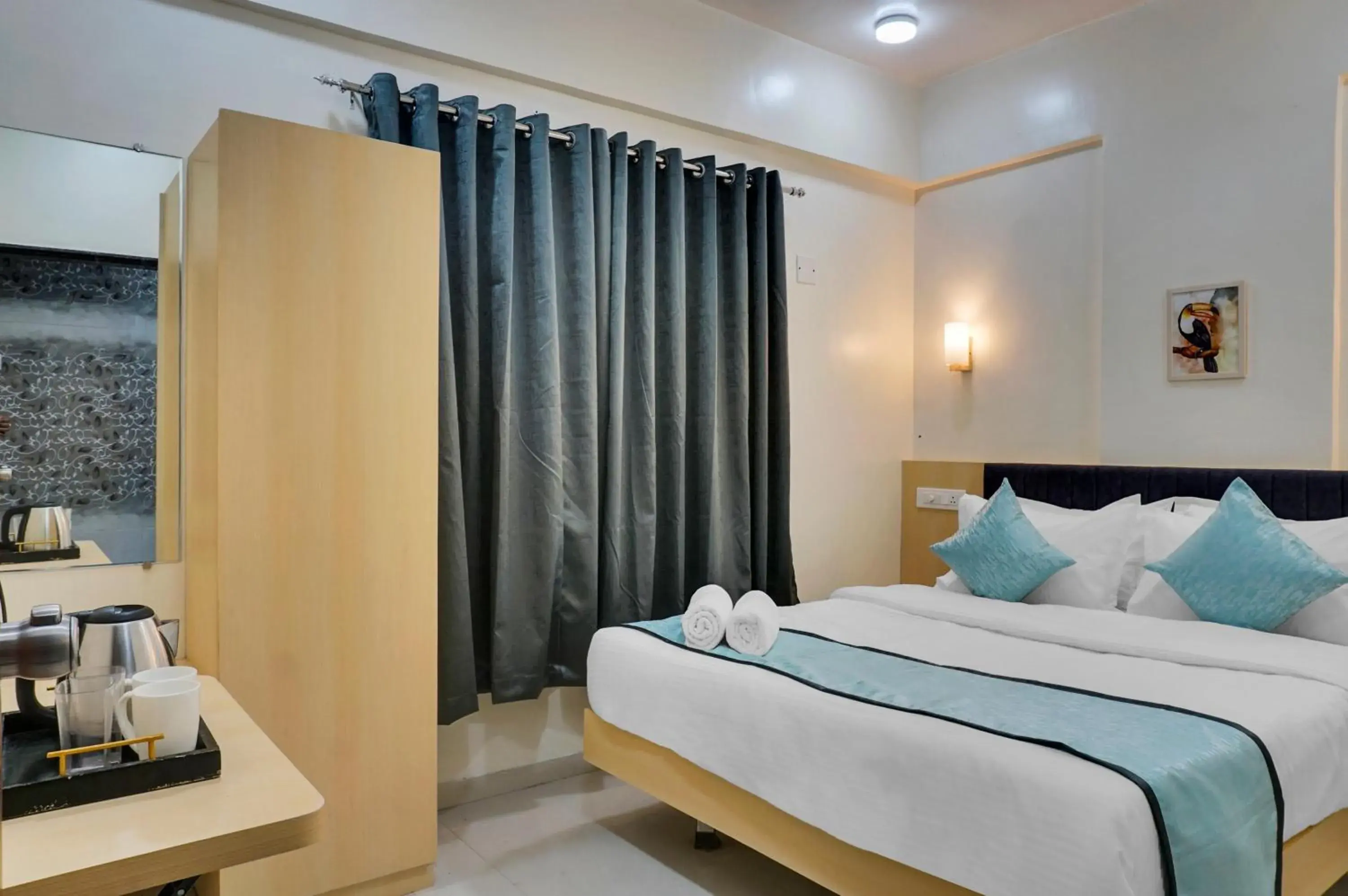 Photo of the whole room, Bed in Urban Hometel Photo of the whole room, Bed in Urban Hometel