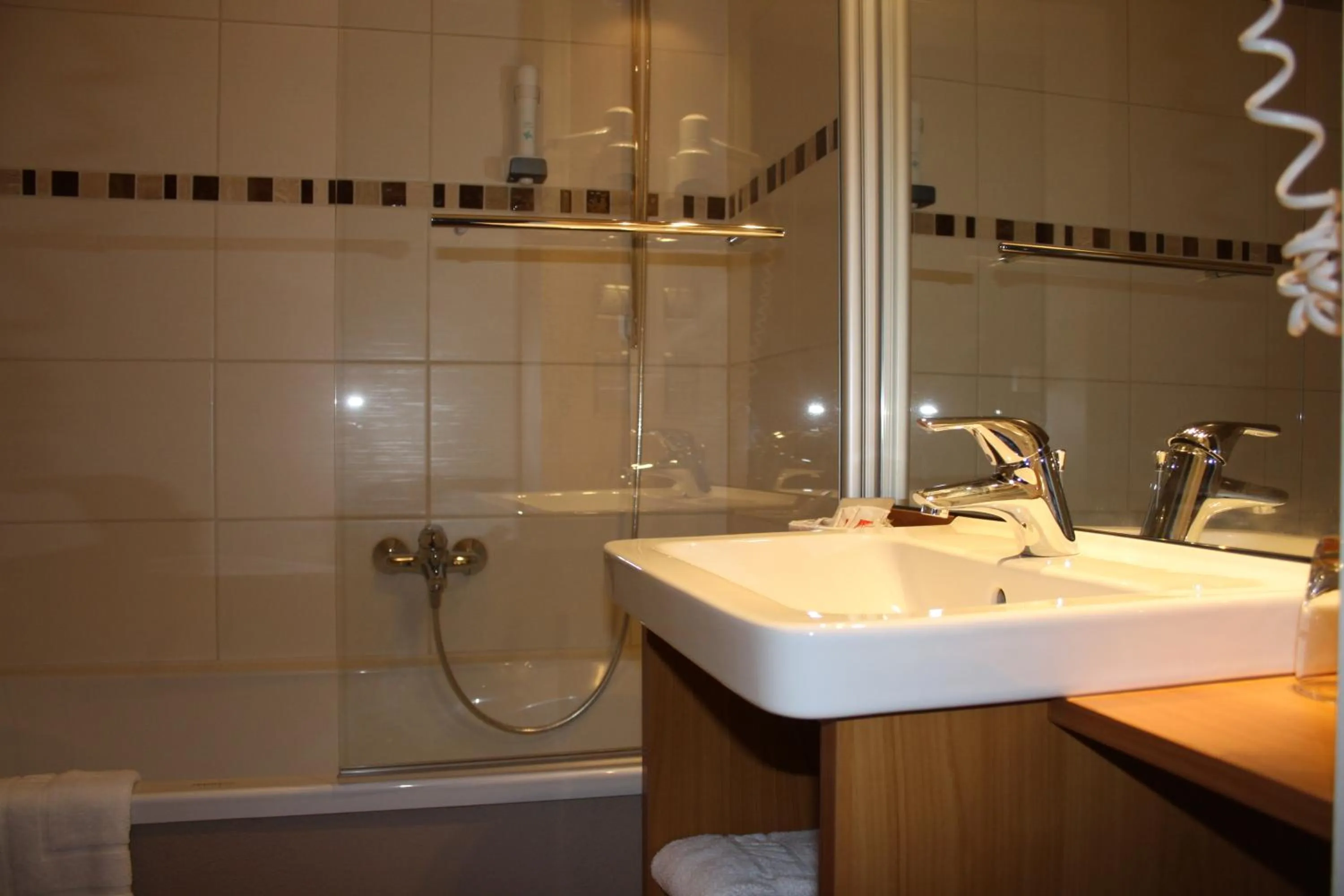 Bathroom in Gasthof und Pension Zur Frischen Quelle