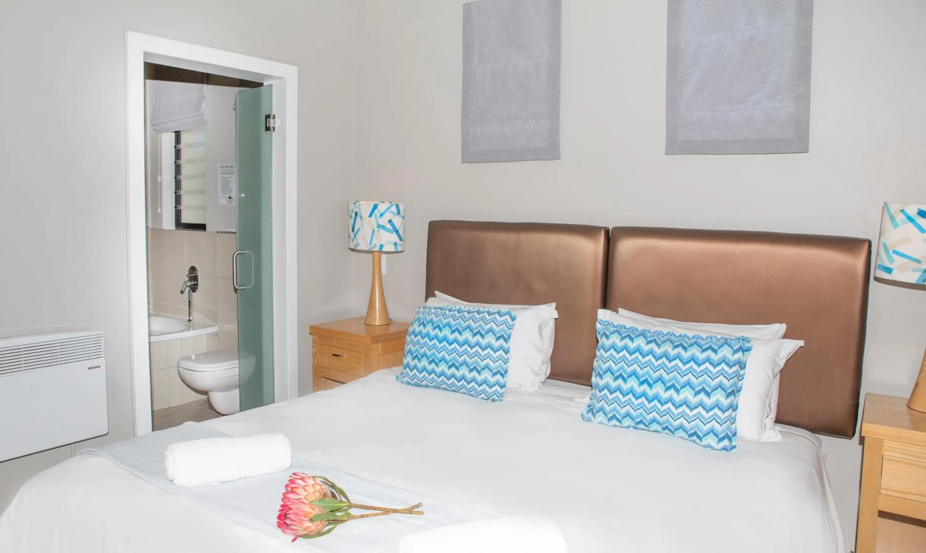 Bed in Brenton Haven Beachfront Resort