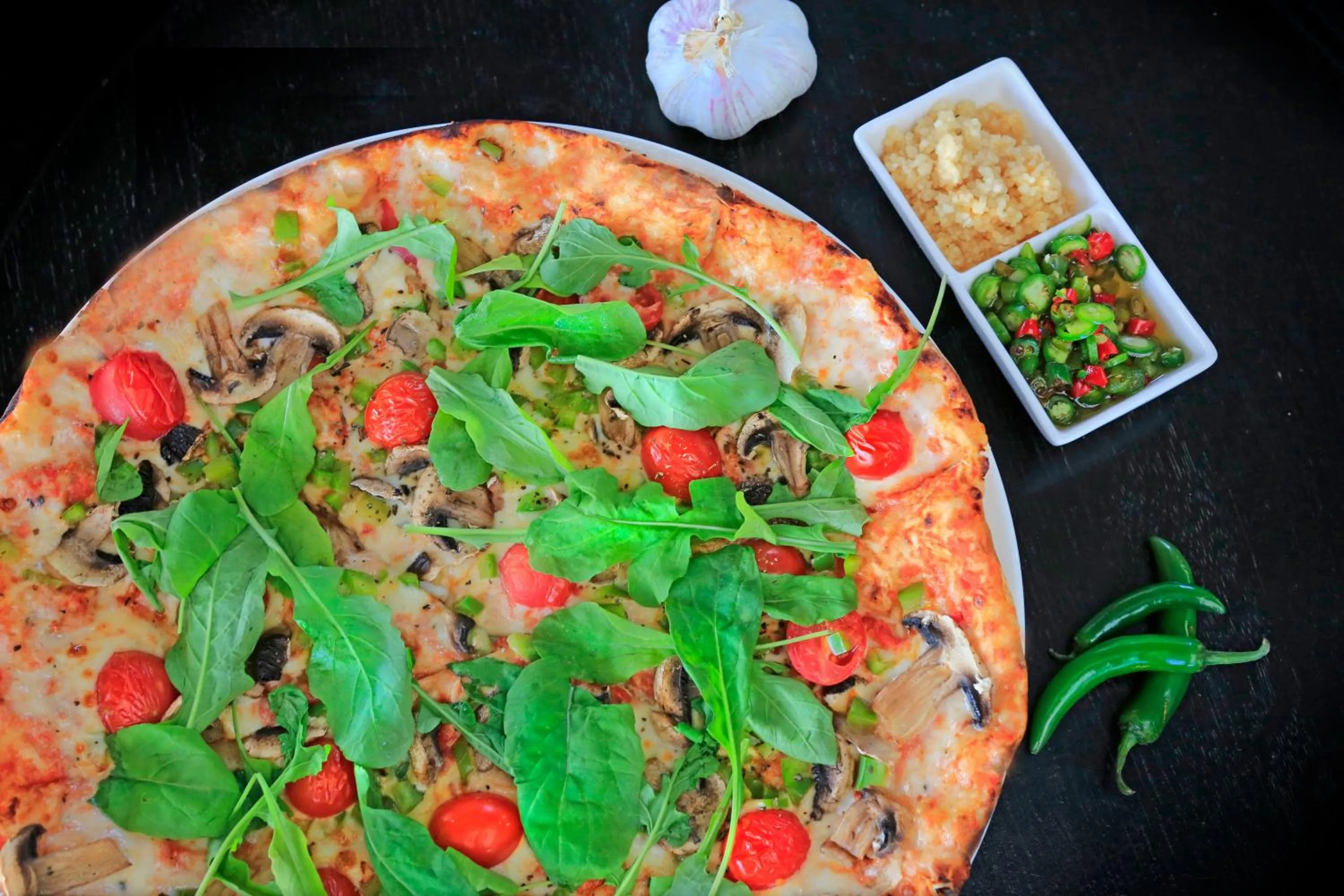 Restaurant/places to eat in Brenton Haven Beachfront Resort