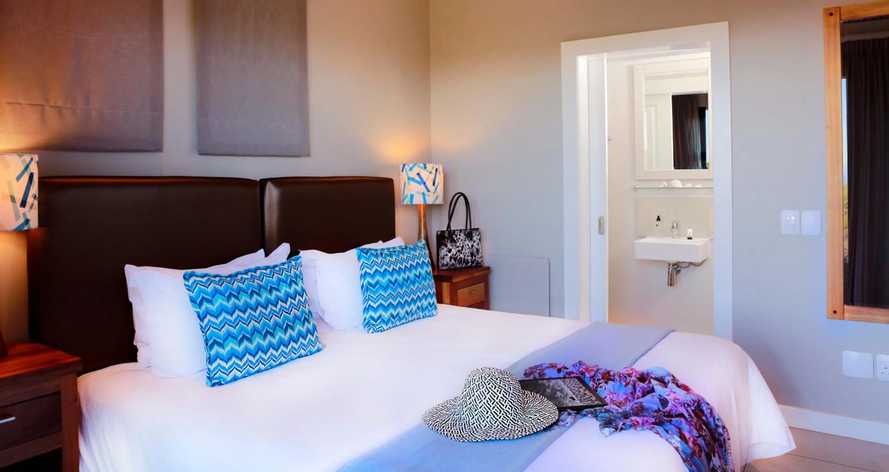 Bedroom, Bed in Brenton Haven Beachfront Resort