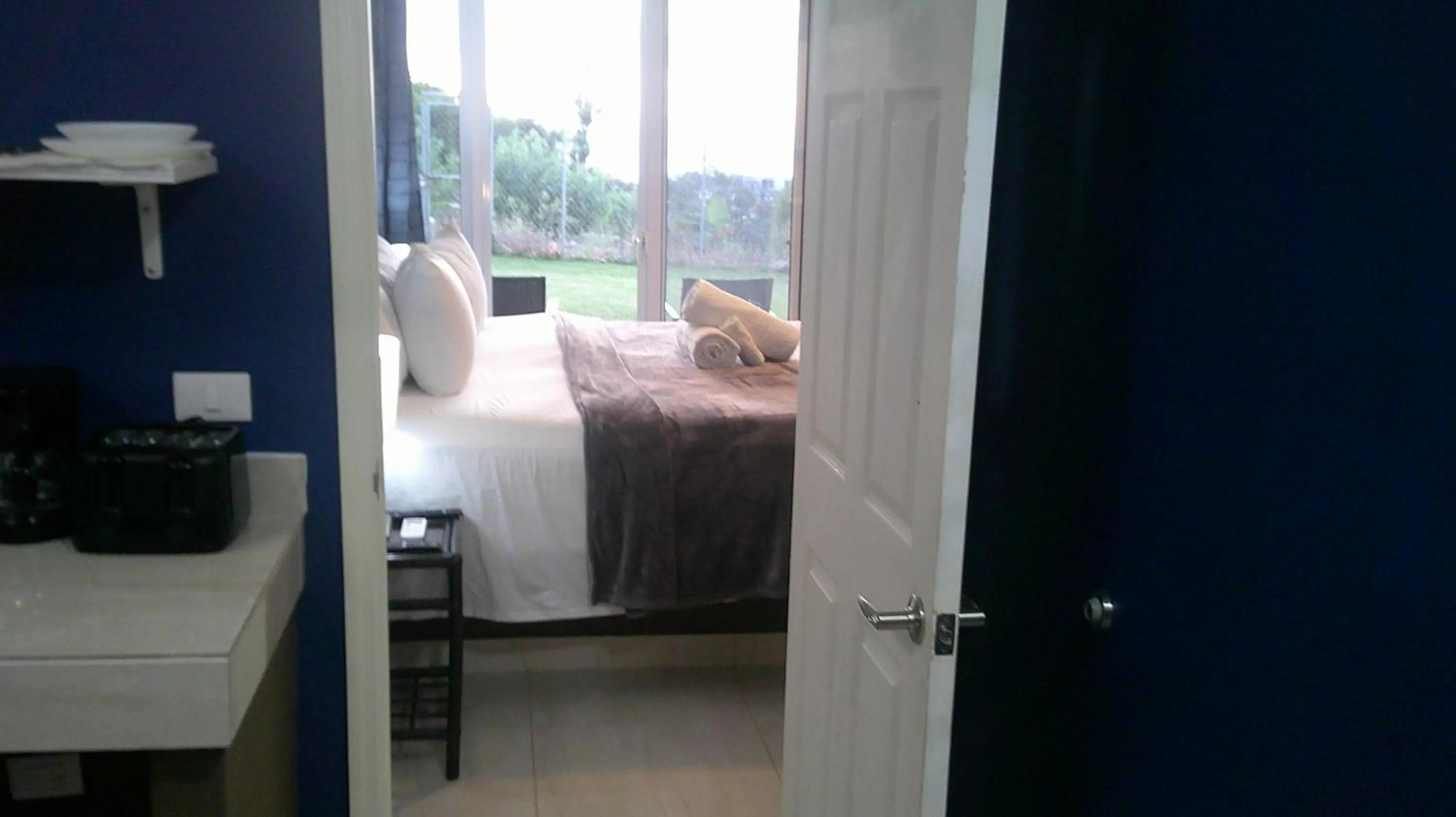 E&J Boutique Residences