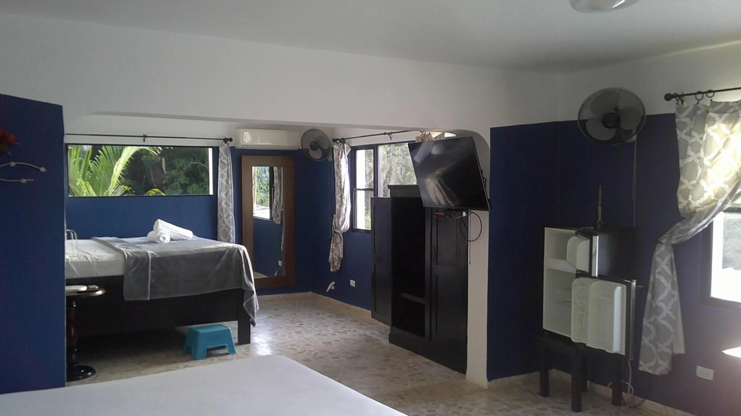 E&J Boutique Residences