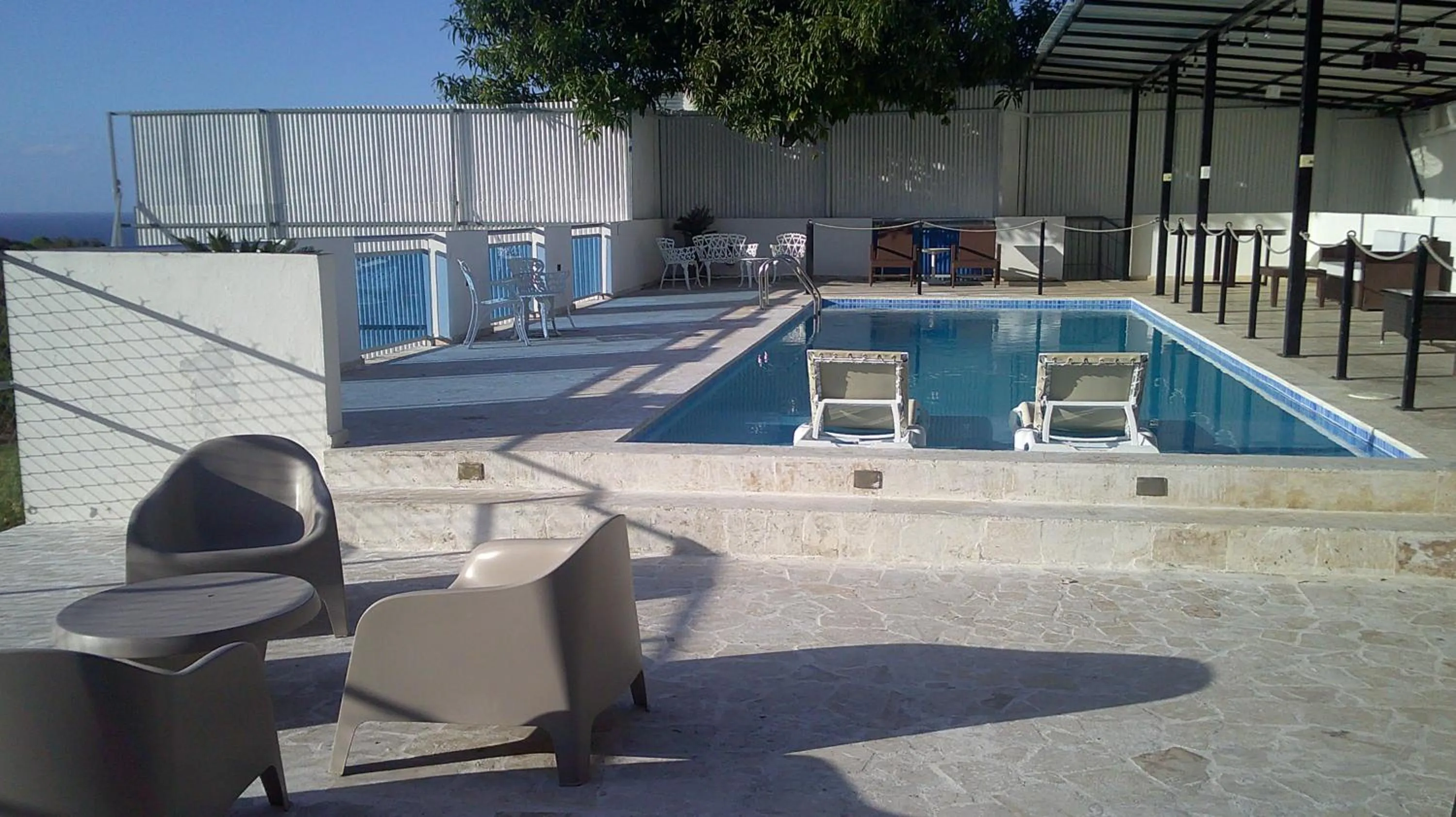 E&J Boutique Residences