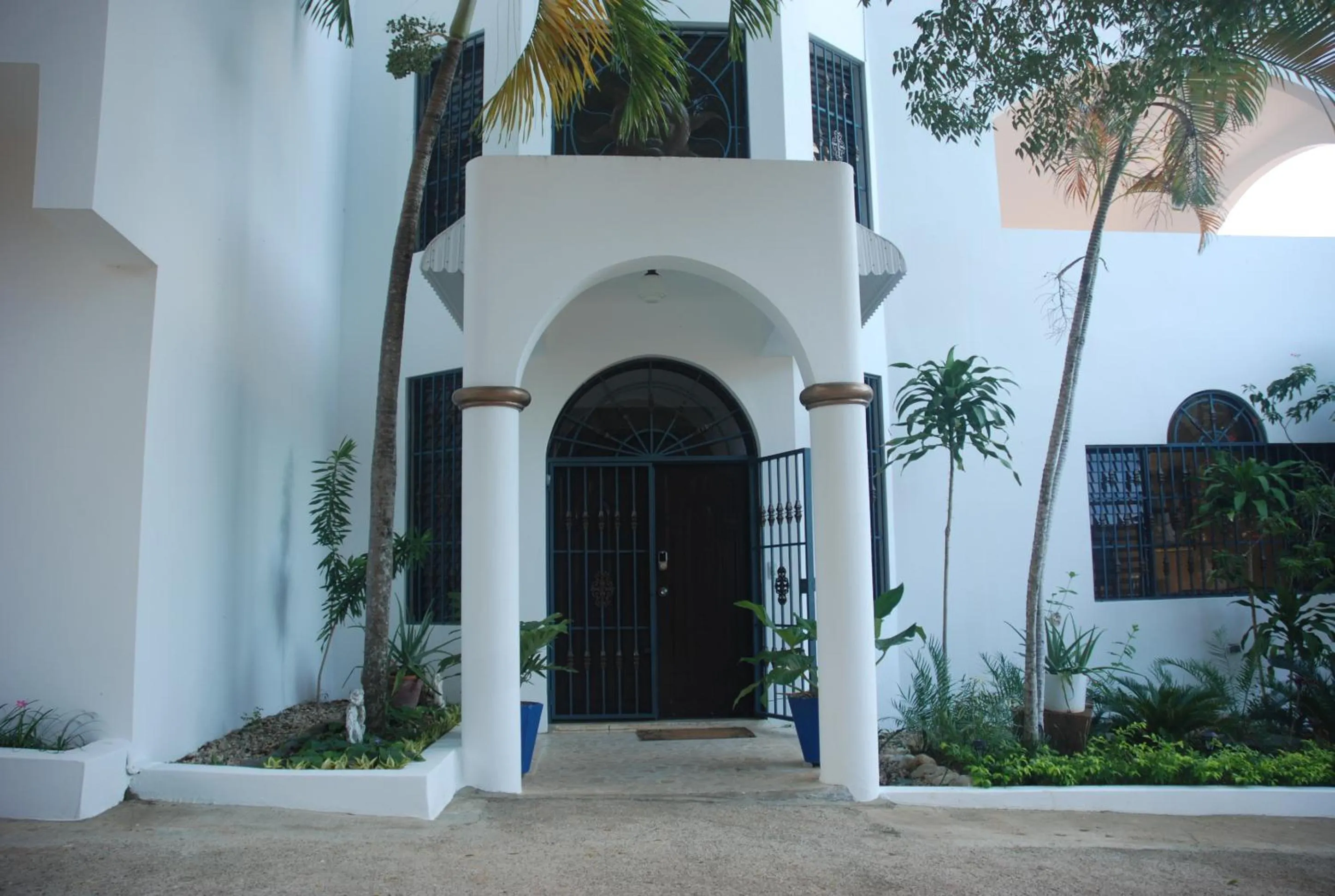 Property building in E&J Boutique Residences