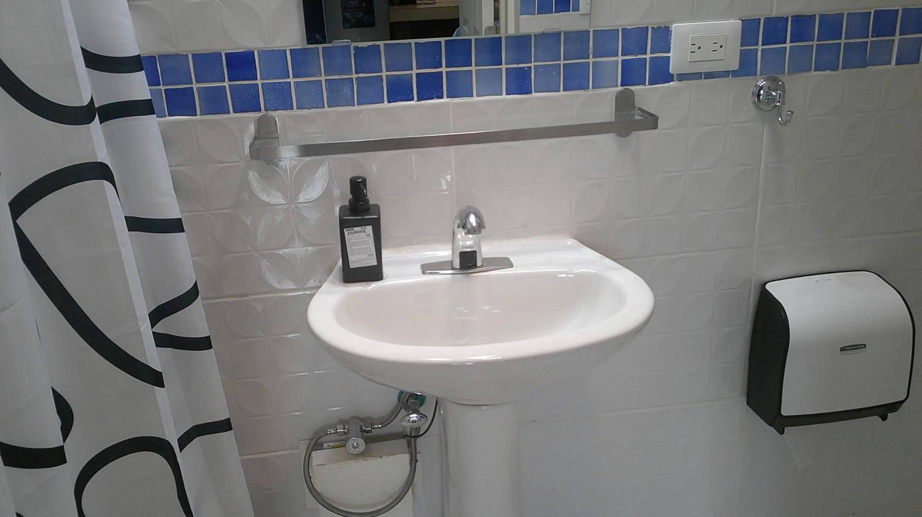 E&J Boutique Residences