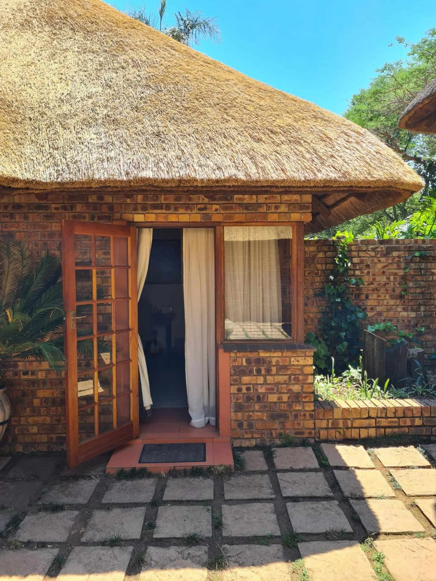 Khaya Africa Guesthouse