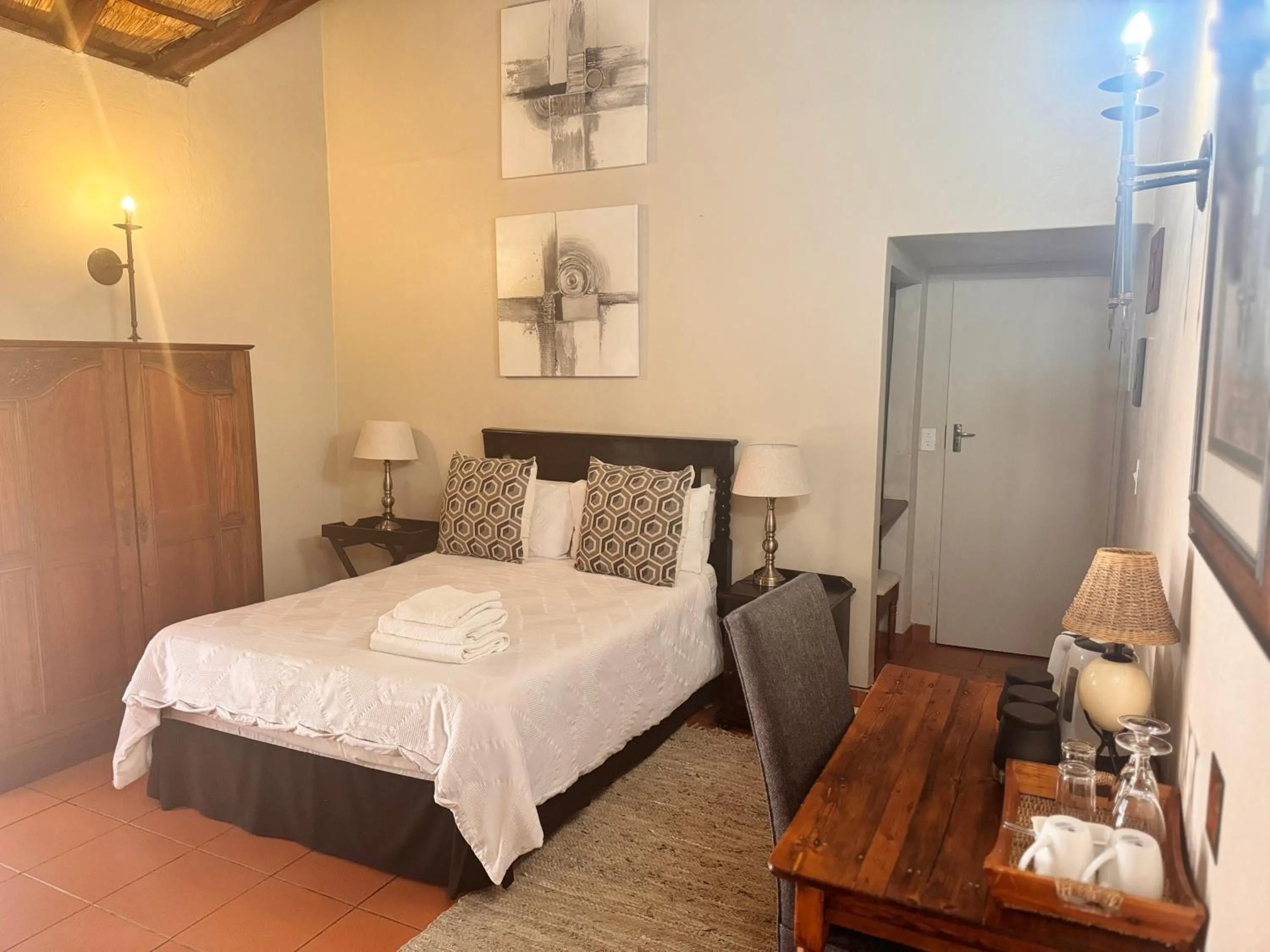 Bed in Khaya Africa Guesthouse