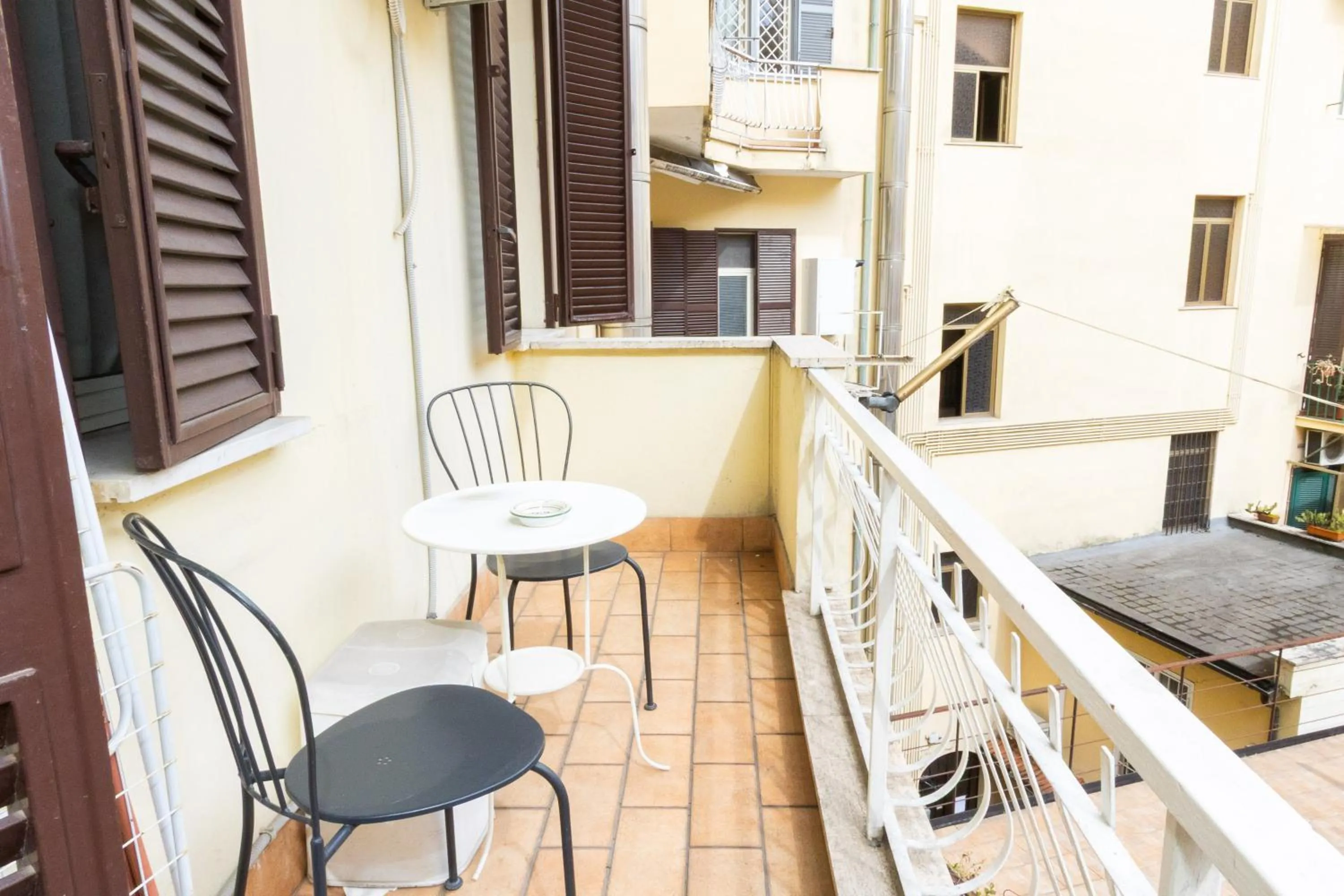 Balcony/Terrace in Vespasiano 49