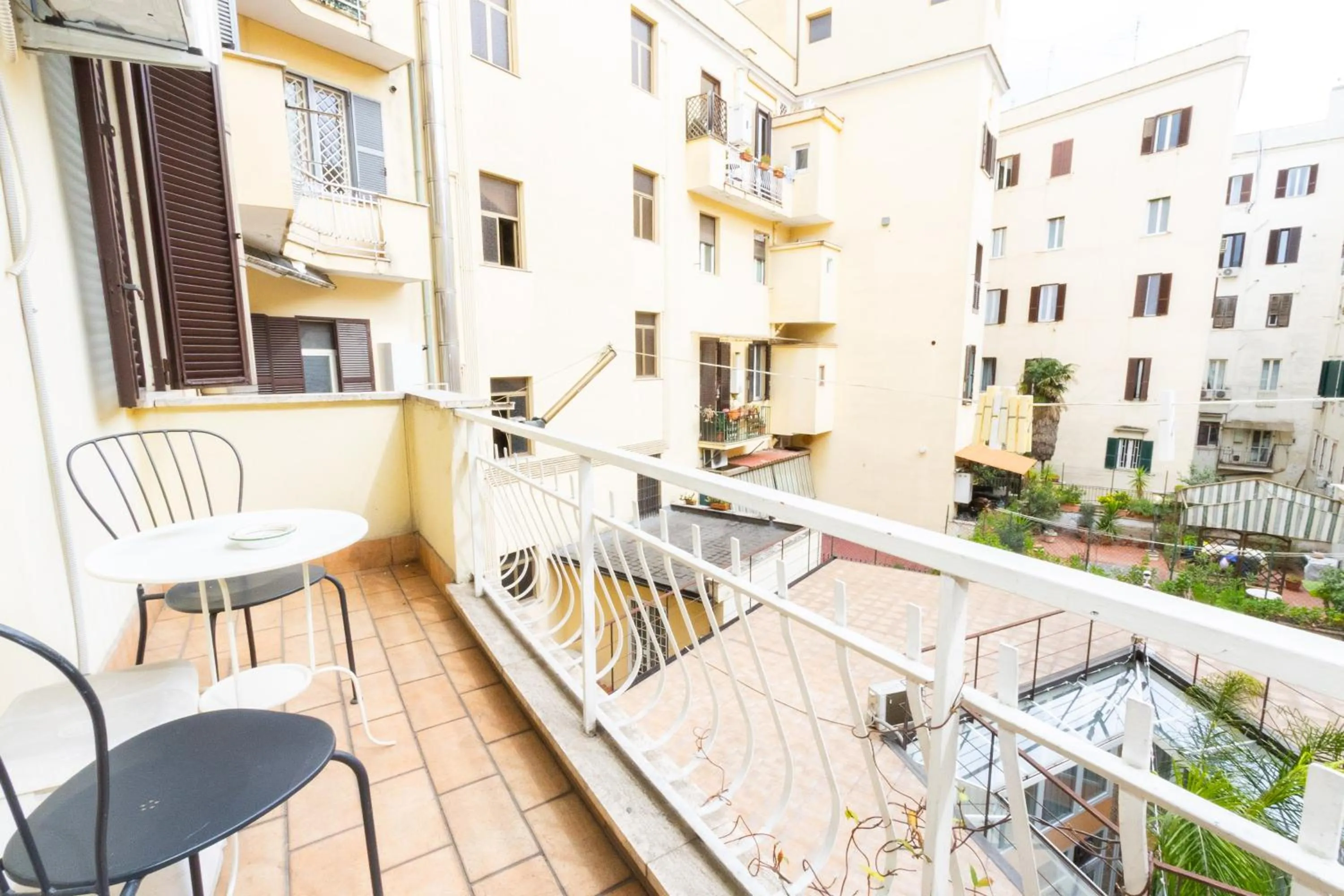 Balcony/Terrace in Vespasiano 49