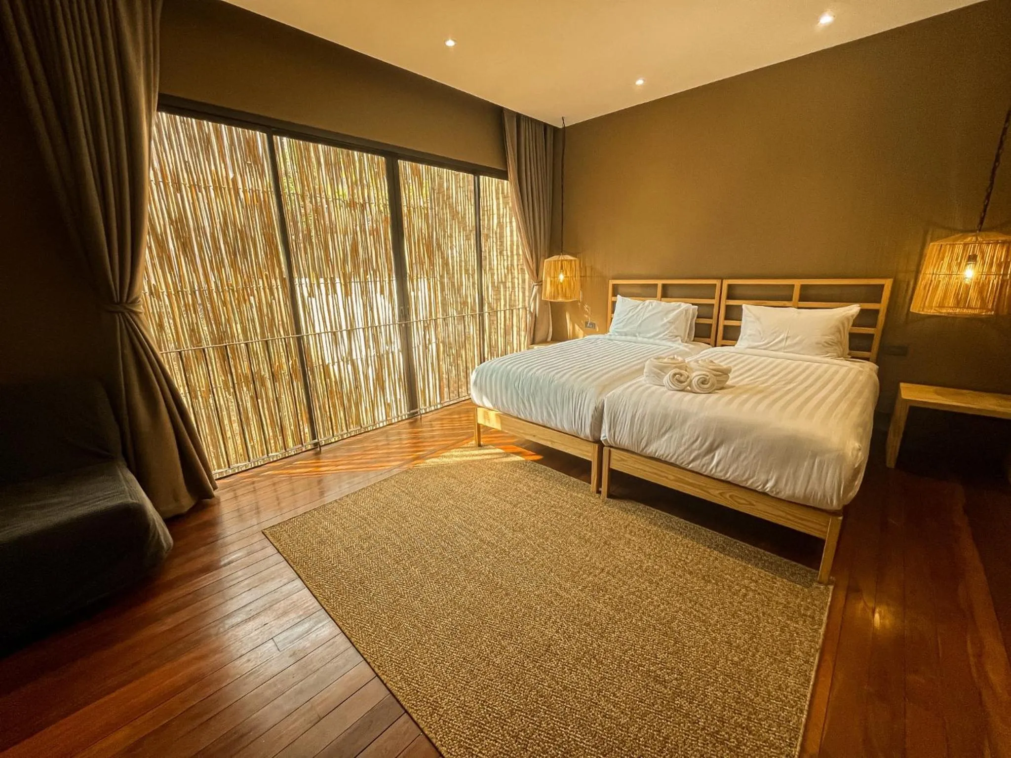 Bed in Historykan Kanchanaburi Hotel