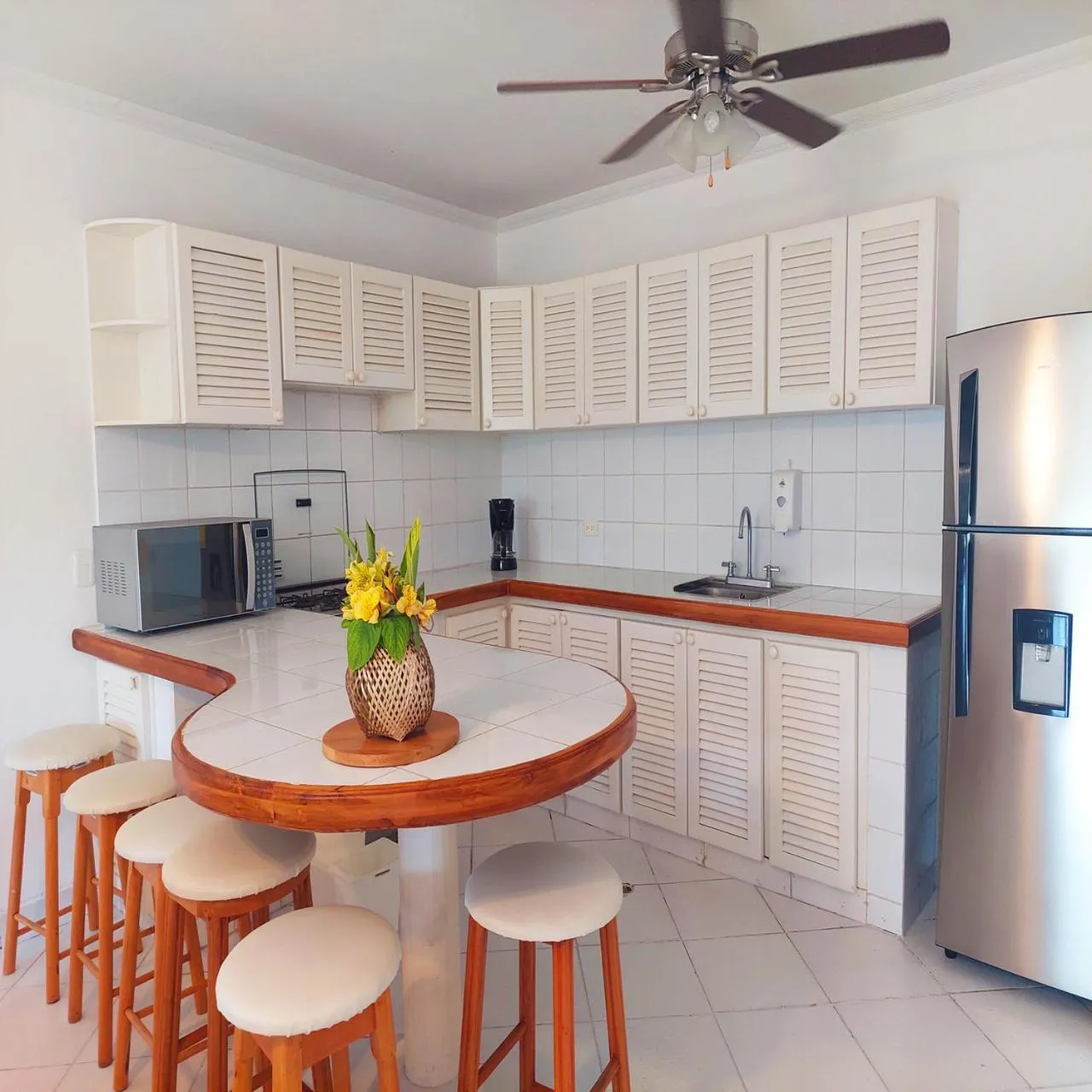 Kitchen or kitchenette in Hotel Green 9 & Beach Resort Casablanca