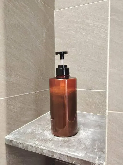 GM 1205 Couple Cozy Netflix 100mbps BySTAY