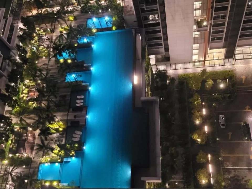 GM 1205 Couple Cozy Netflix 100mbps BySTAY