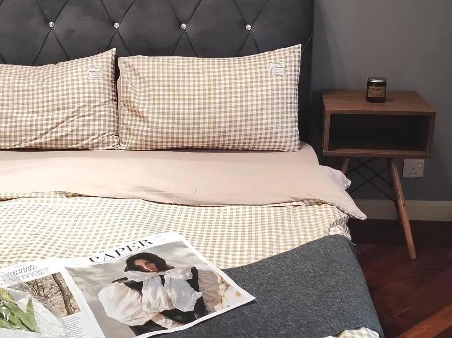 GM 1205 Couple Cozy Netflix 100mbps BySTAY