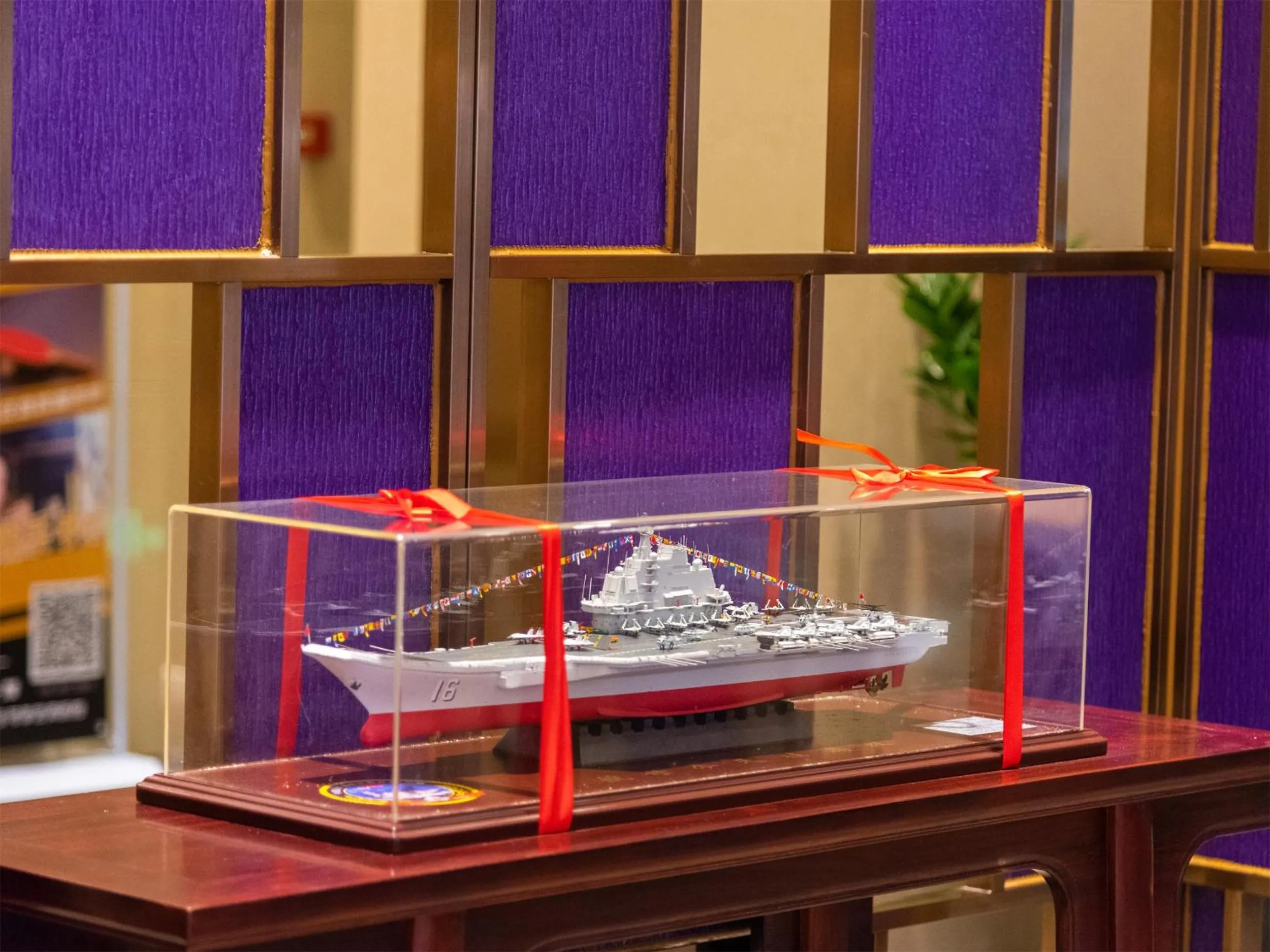 Lobby or reception in Lavande Hotel Guangzhou Taigucang Shayuan