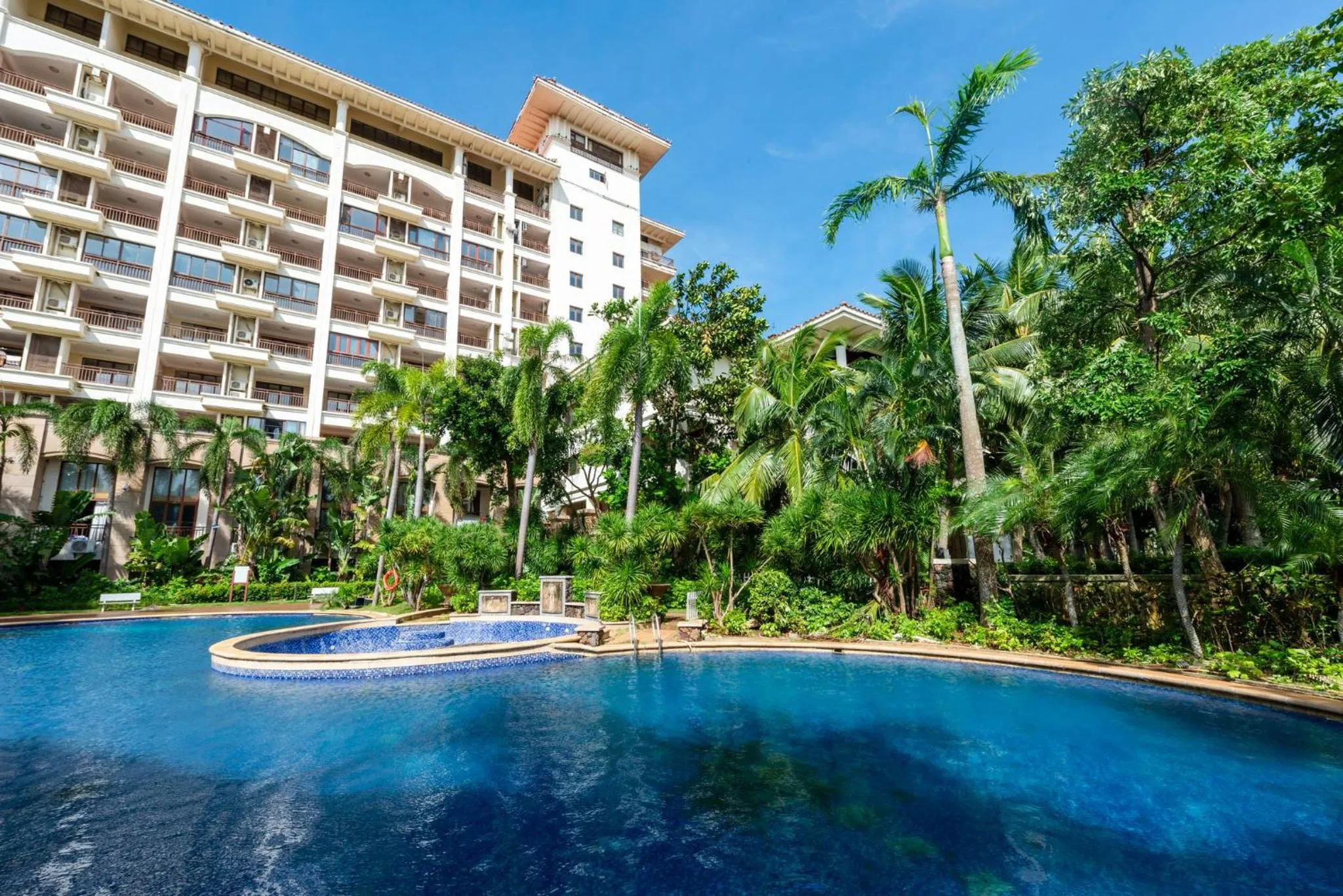 Swimming pool in Holiday Inn Express Haikou West Coast by IHG