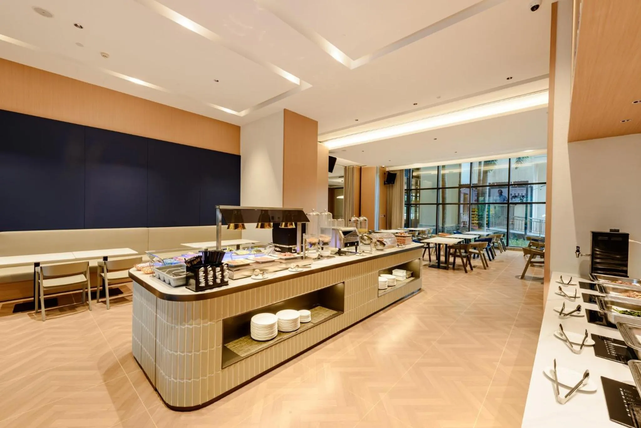 Restaurant/places to eat in Holiday Inn Express Haikou West Coast by IHG