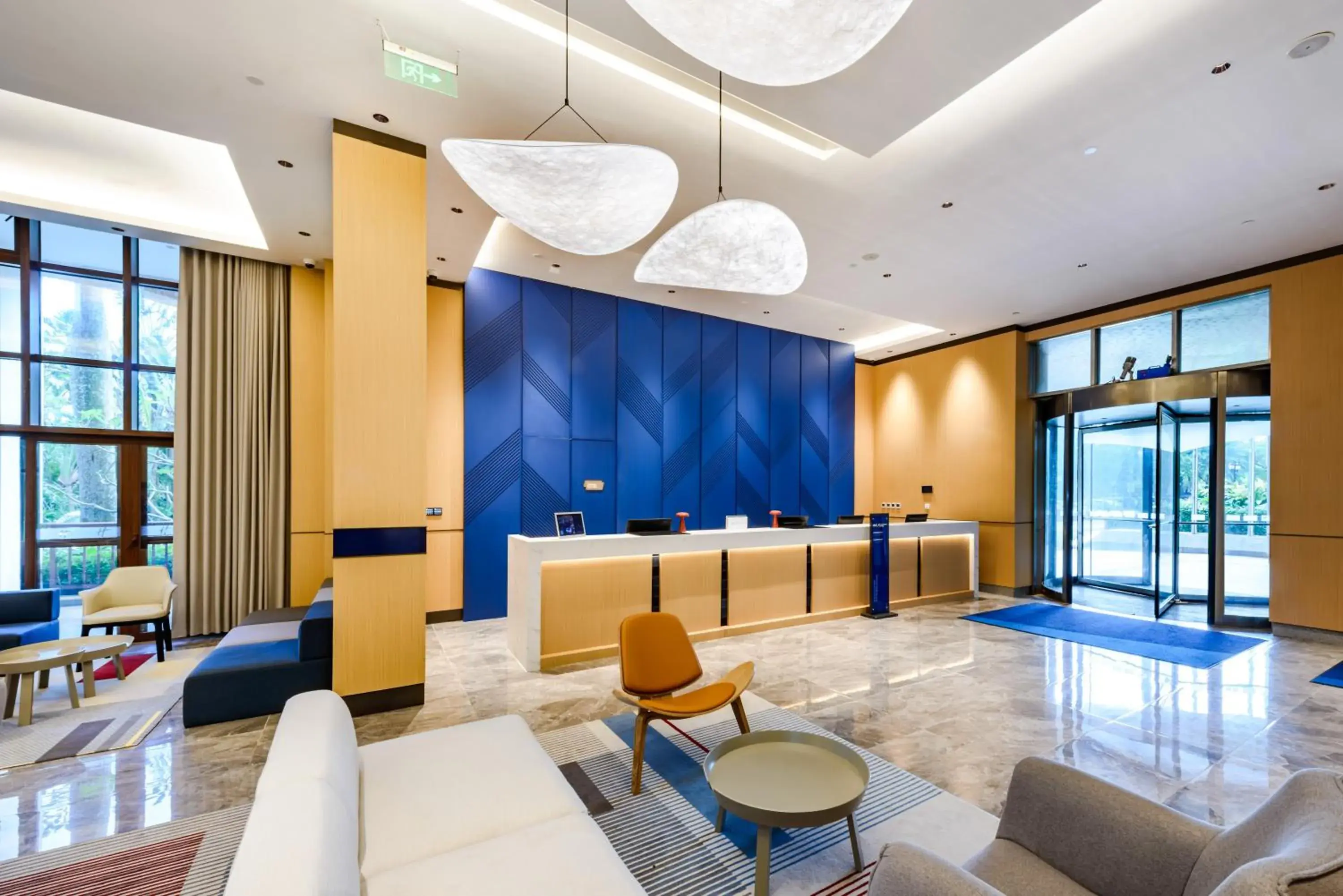 Lobby or reception in Holiday Inn Express Haikou West Coast by IHG Lobby or reception in Holiday Inn Express Haikou West Coast by IHG