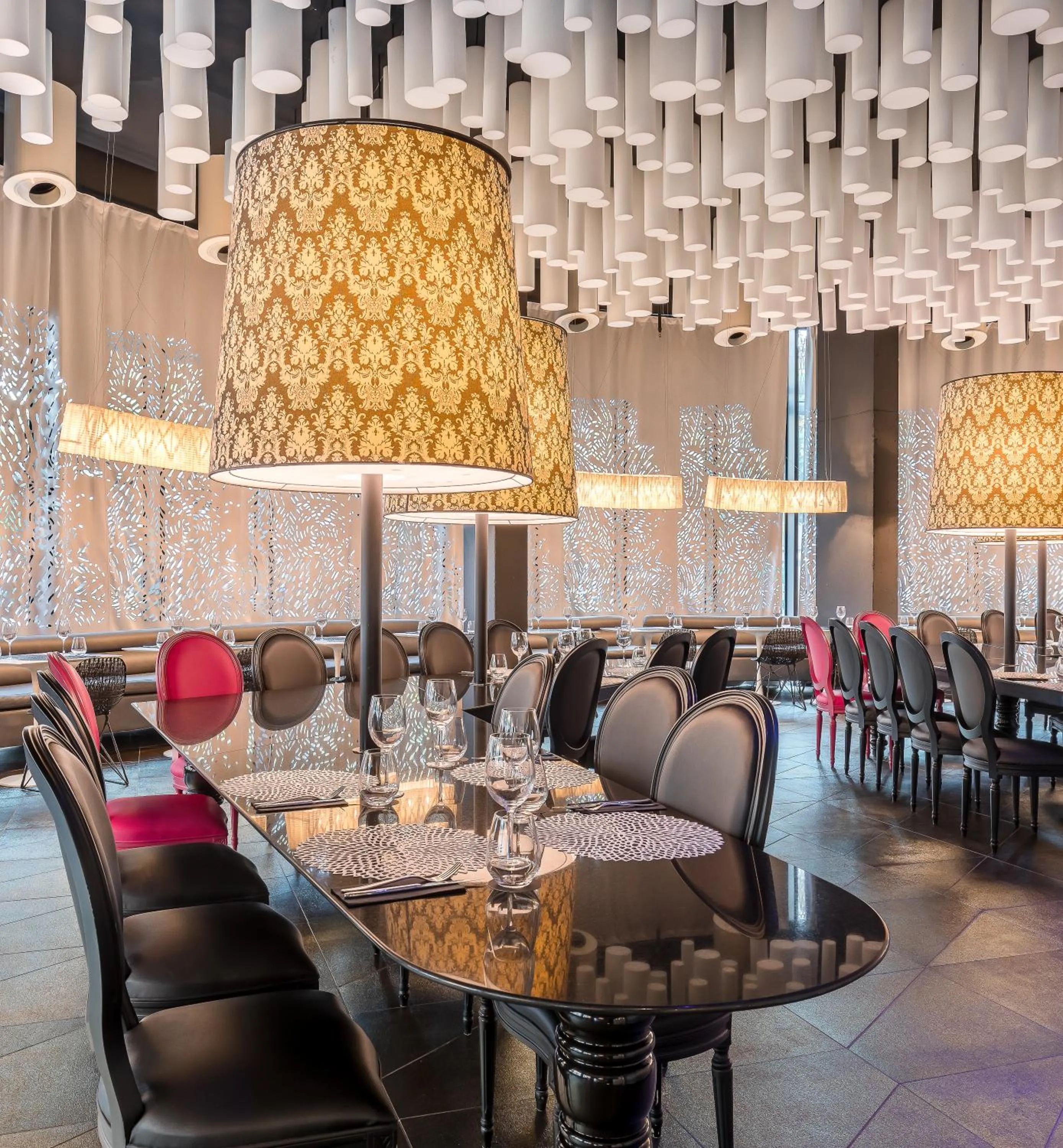 Restaurant/places to eat in Barceló Raval